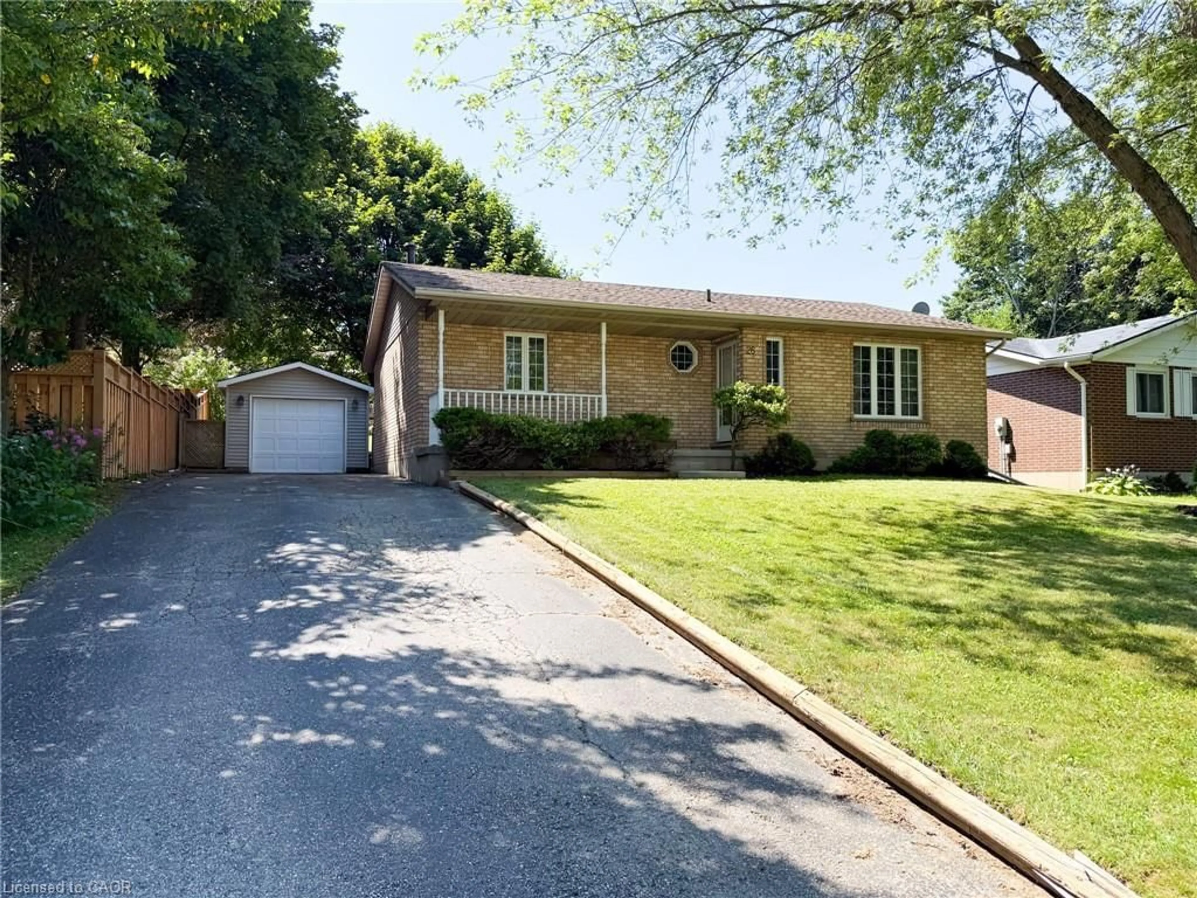 Home with brick exterior material, street for 26 Lingwood Dr, Waterford Ontario N0E 1Y0