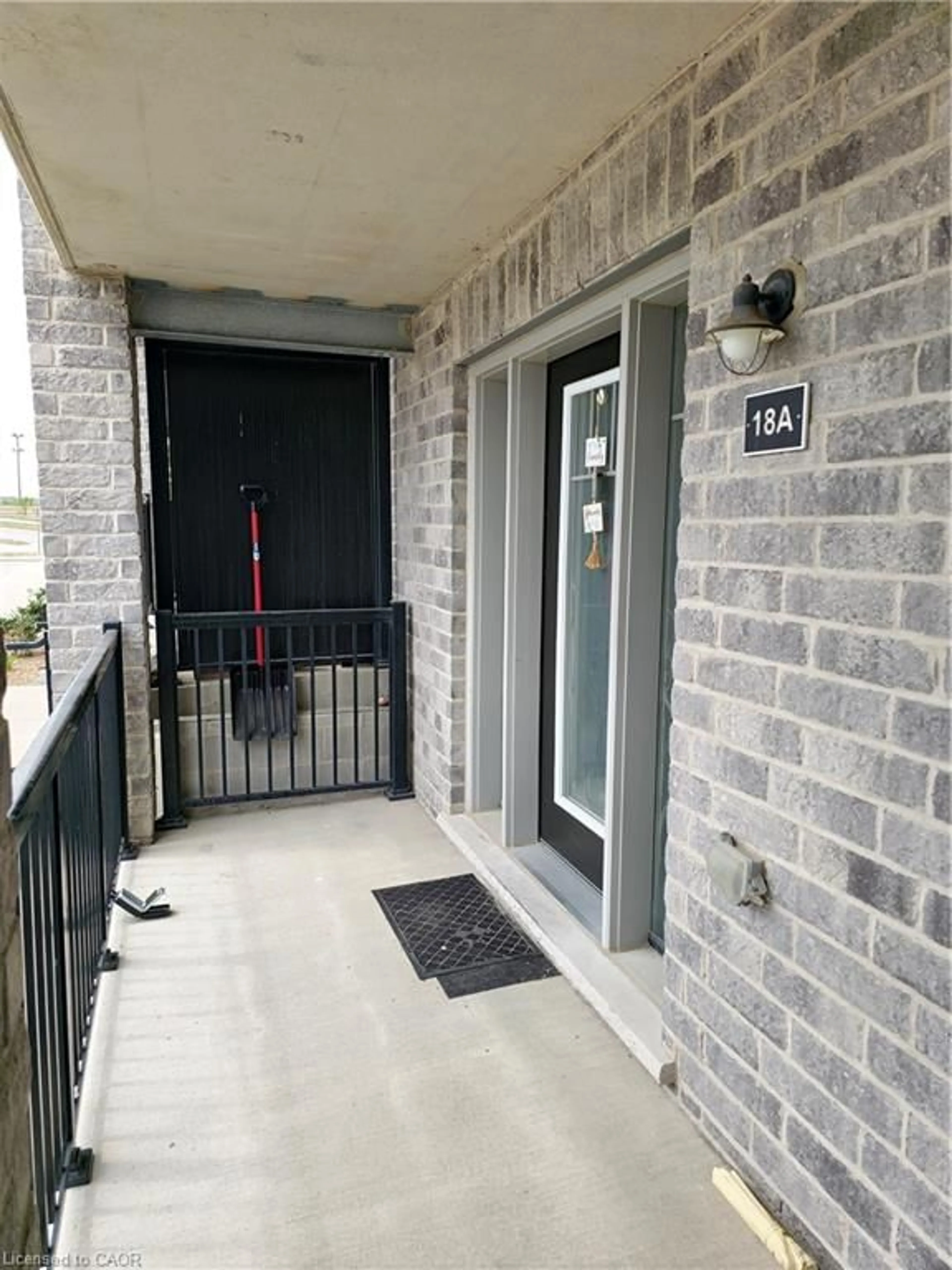 Unknown for 1989 Ottawa St #18A, Kitchener Ontario N2E 0G7