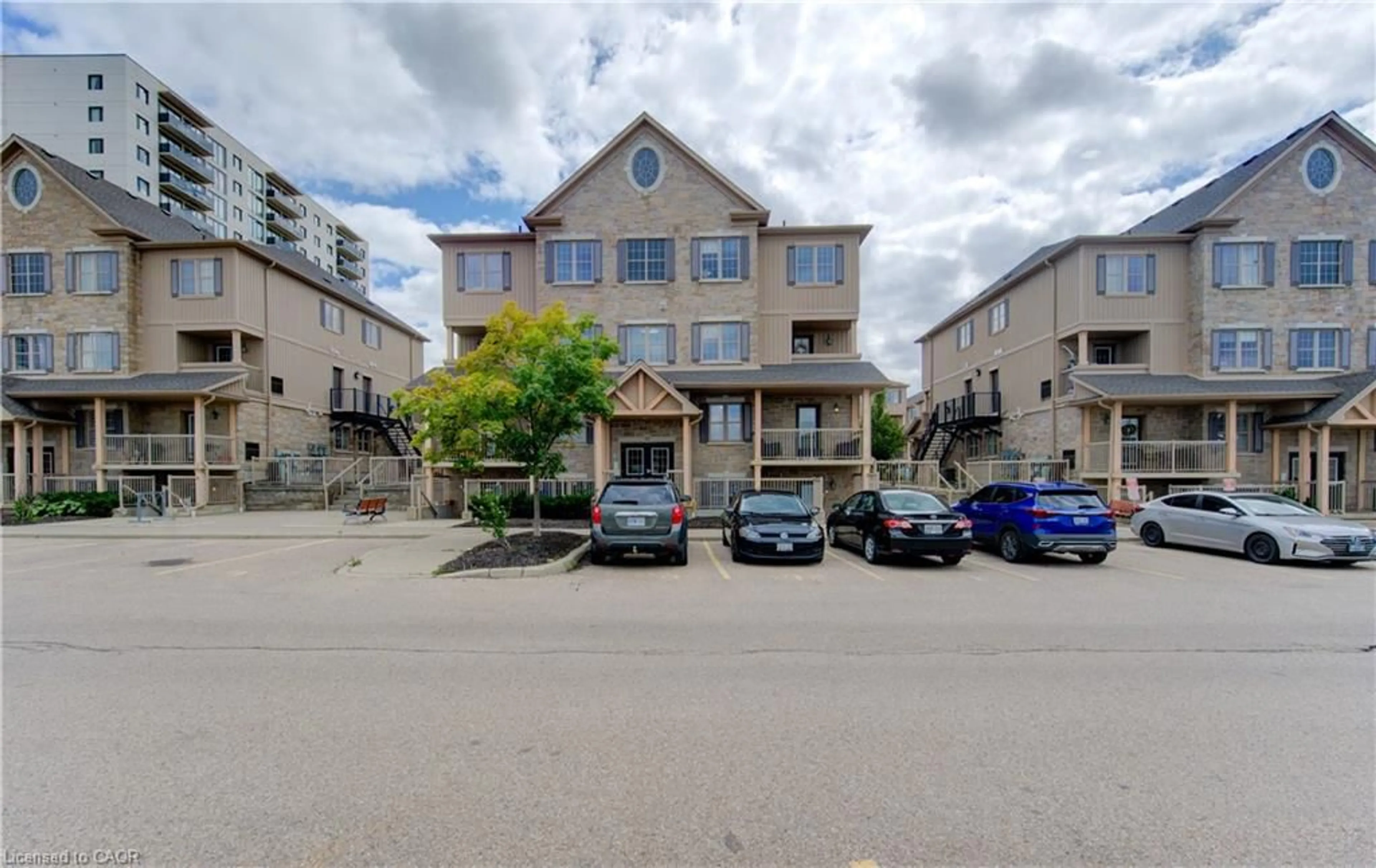 A pic from outside/outdoor area/front of a property/back of a property/a pic from drone, unknown for 1460 Highland Rd #10F, Kitchener Ontario N2N 0B7