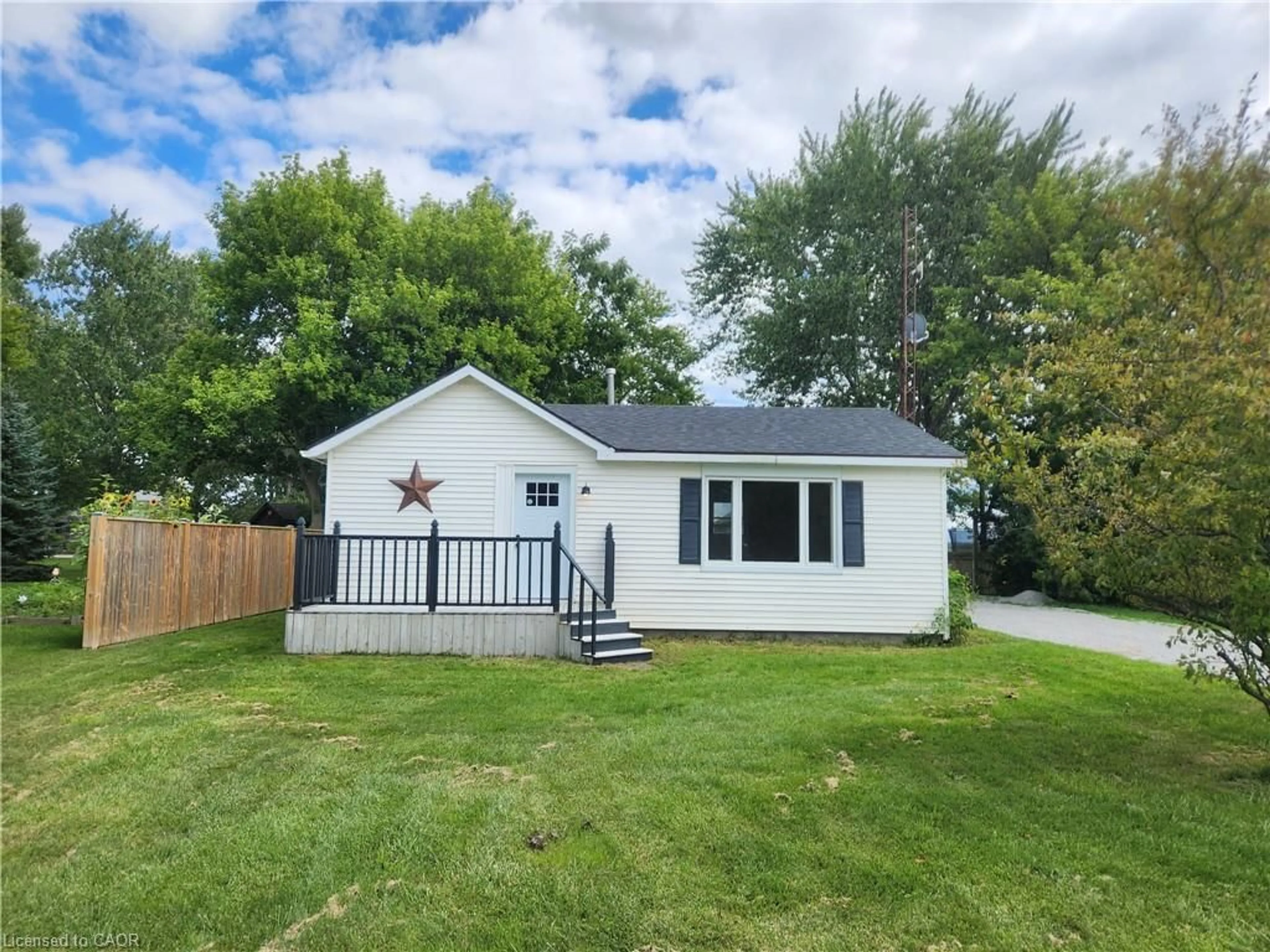 Home with vinyl exterior material, street for 6630 Middle Line, Merlin Ontario N0P 1W0