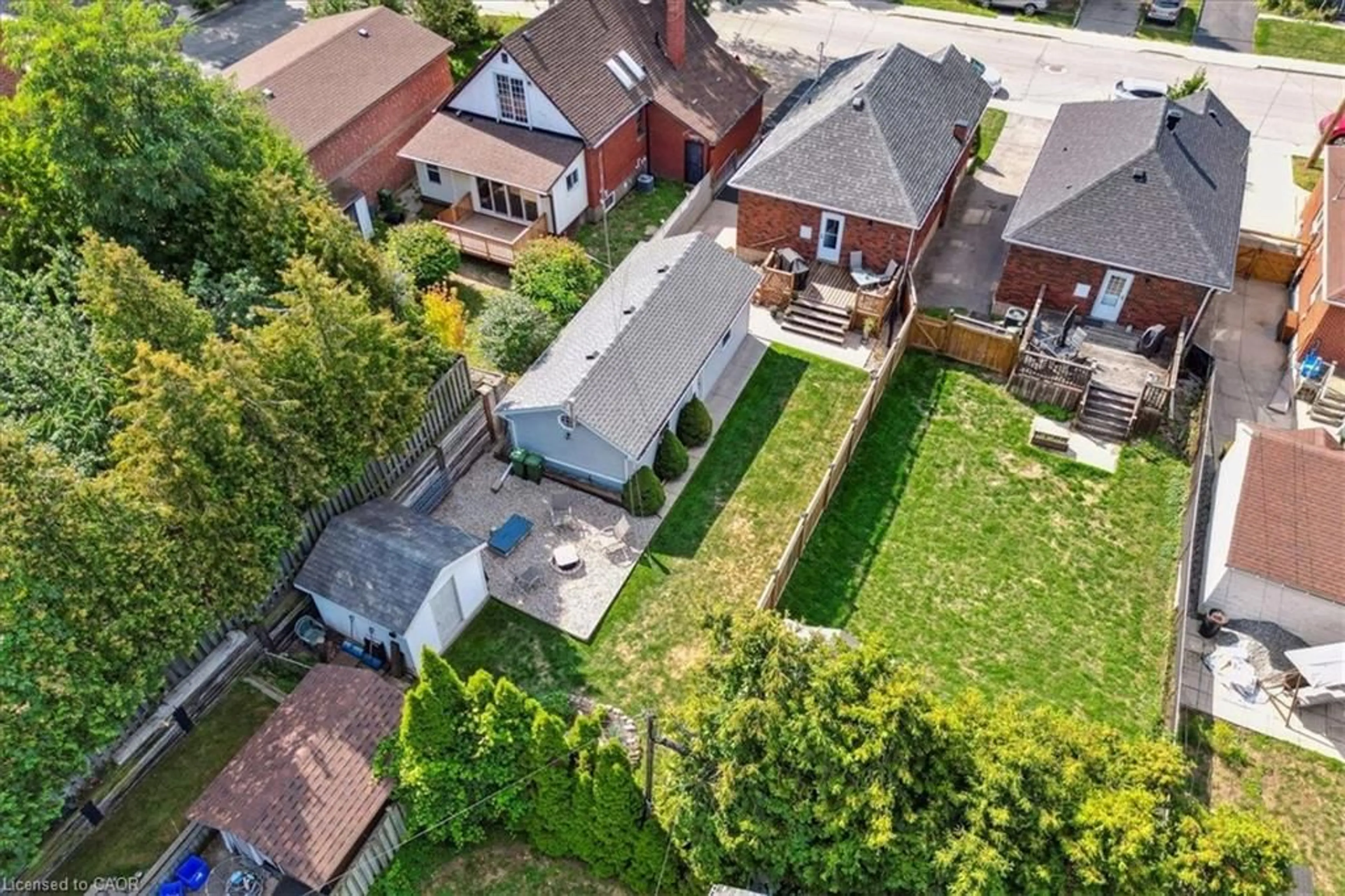 A pic from outside/outdoor area/front of a property/back of a property/a pic from drone, street for 129 Barons Ave, Hamilton Ontario L8K 2Y8