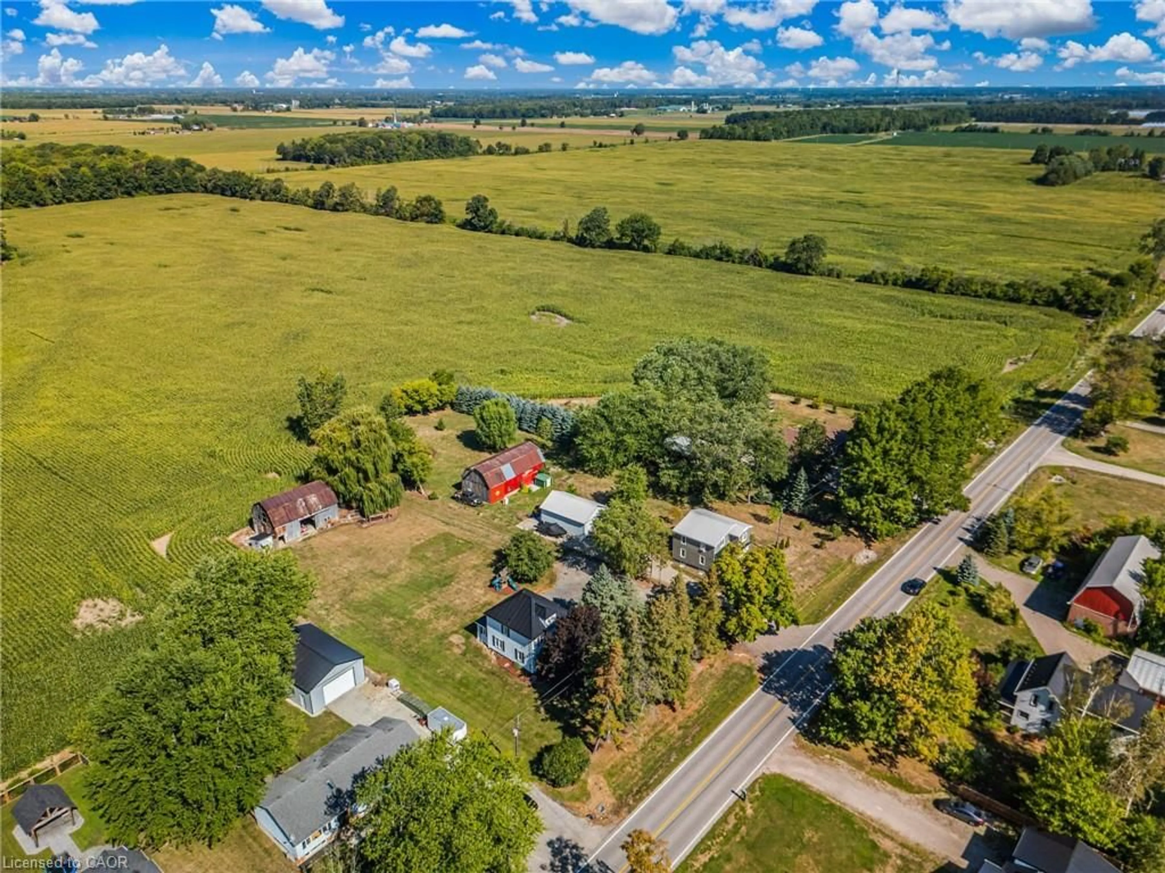 A pic from outside/outdoor area/front of a property/back of a property/a pic from drone, unknown for 398 Diltz Rd, Dunnville Ontario N1A 2W2