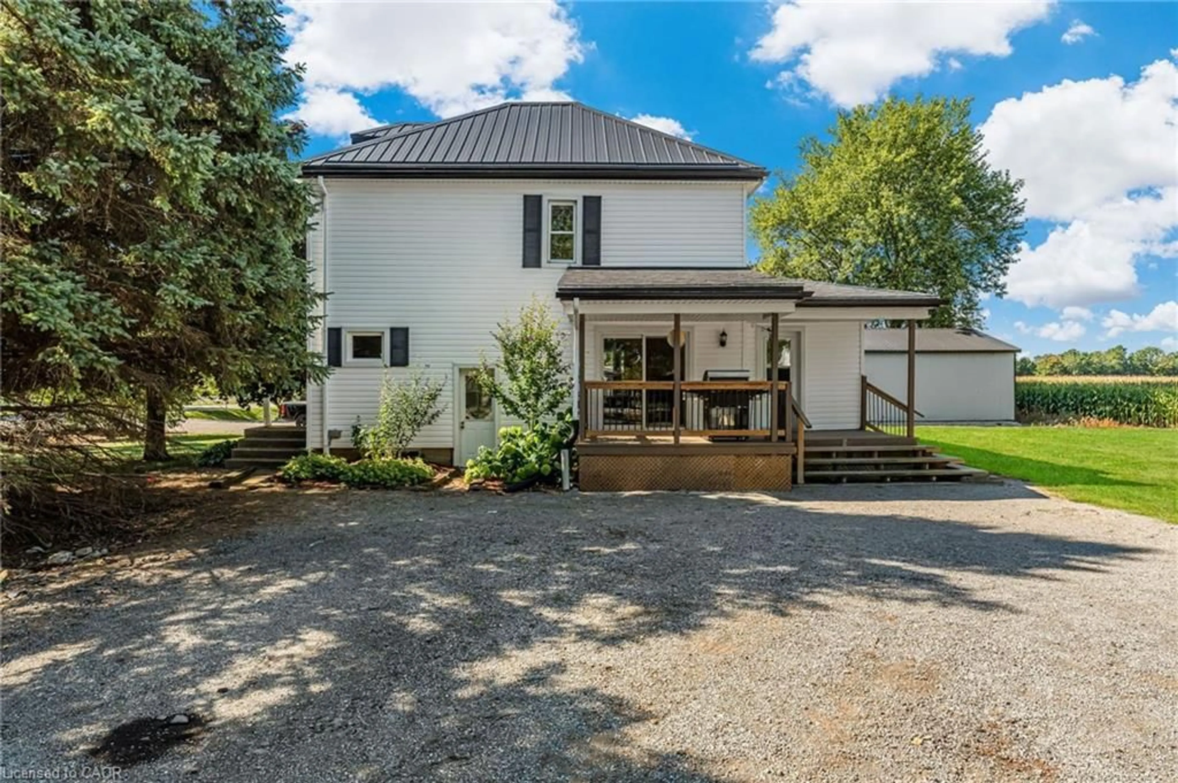 A pic from outside/outdoor area/front of a property/back of a property/a pic from drone, street for 398 Diltz Rd, Dunnville Ontario N1A 2W2