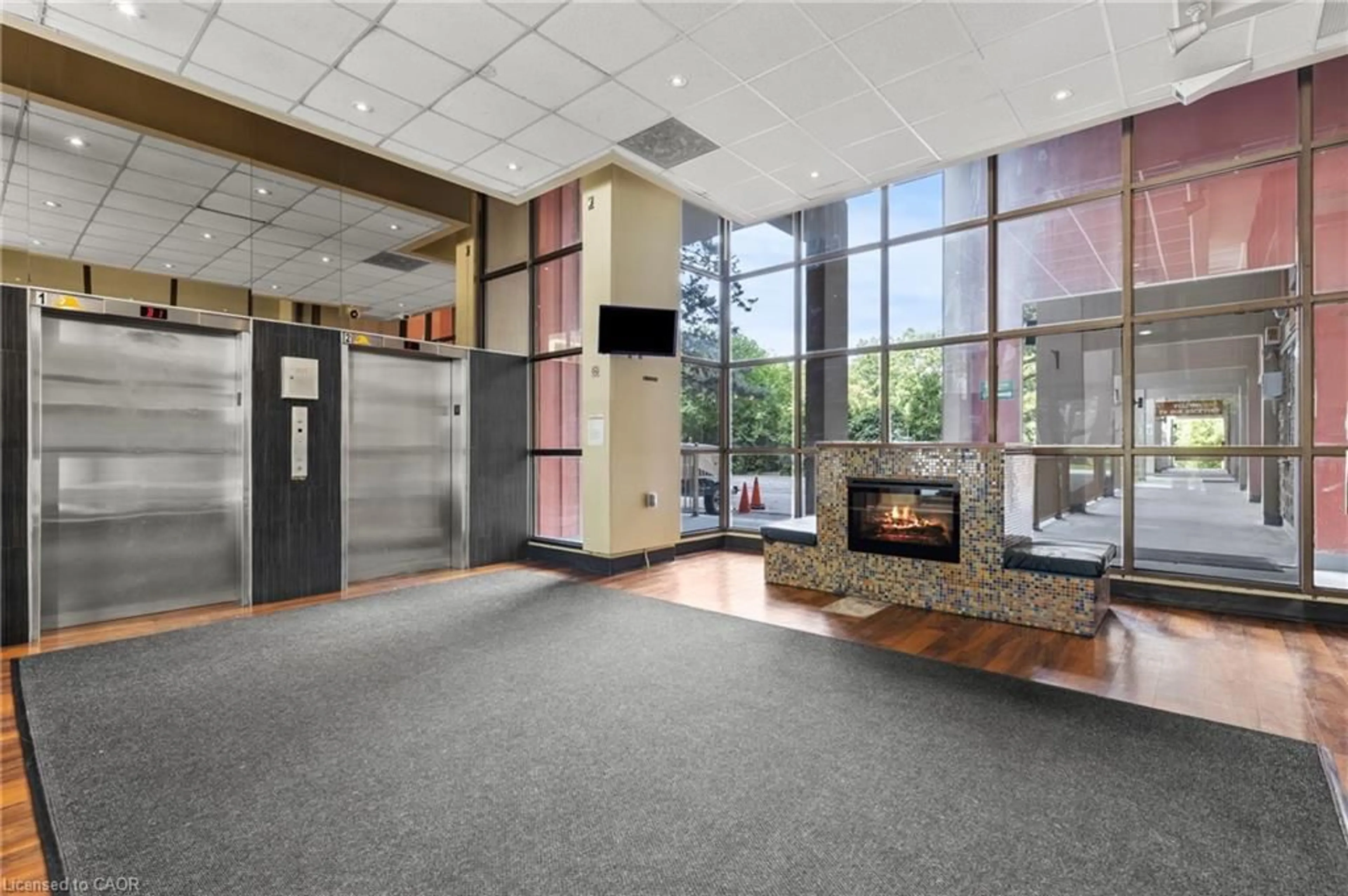 Lobby for 350 Quigley Rd #512, Hamilton Ontario L8K 5N2