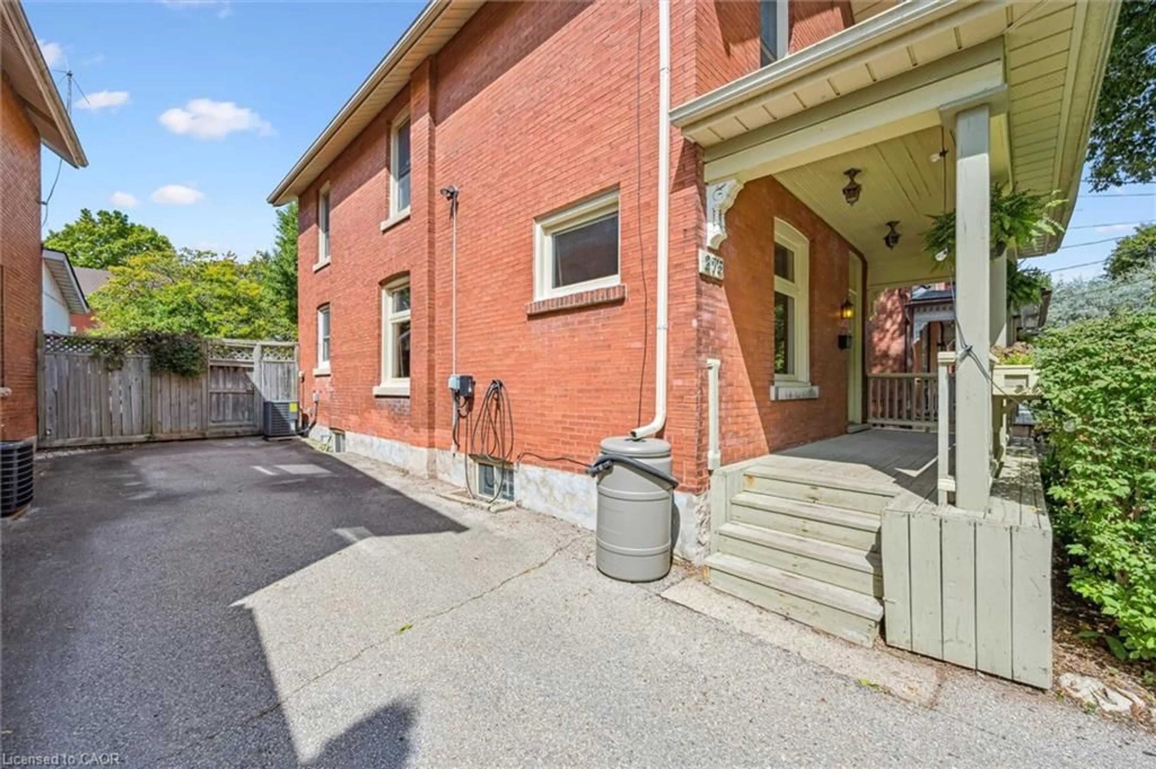 Patio, street for 275 Waterloo Ave, Guelph Ontario N1H 3J6