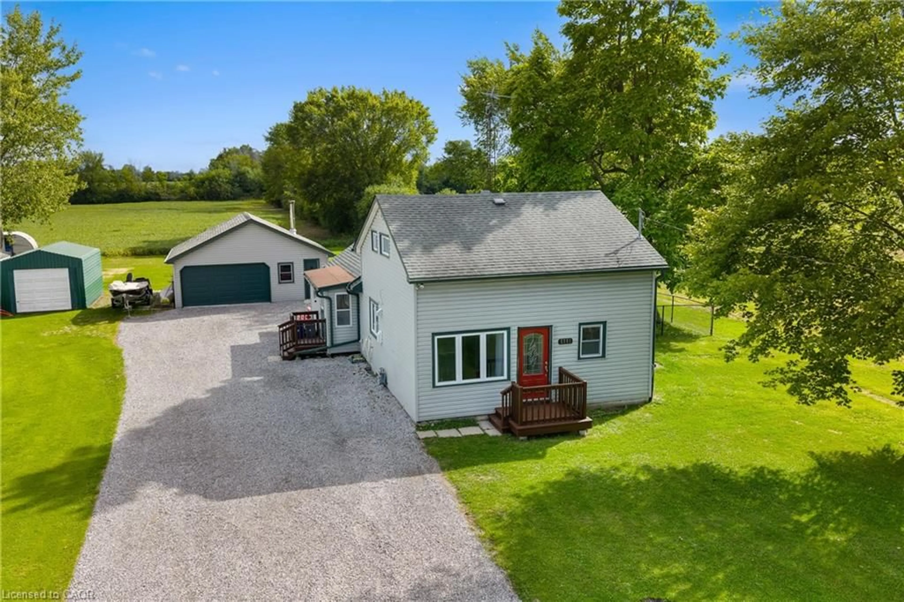 A pic from outside/outdoor area/front of a property/back of a property/a pic from drone, unknown for 3791 Netherby Rd, Fort Erie Ontario L0S 1S0