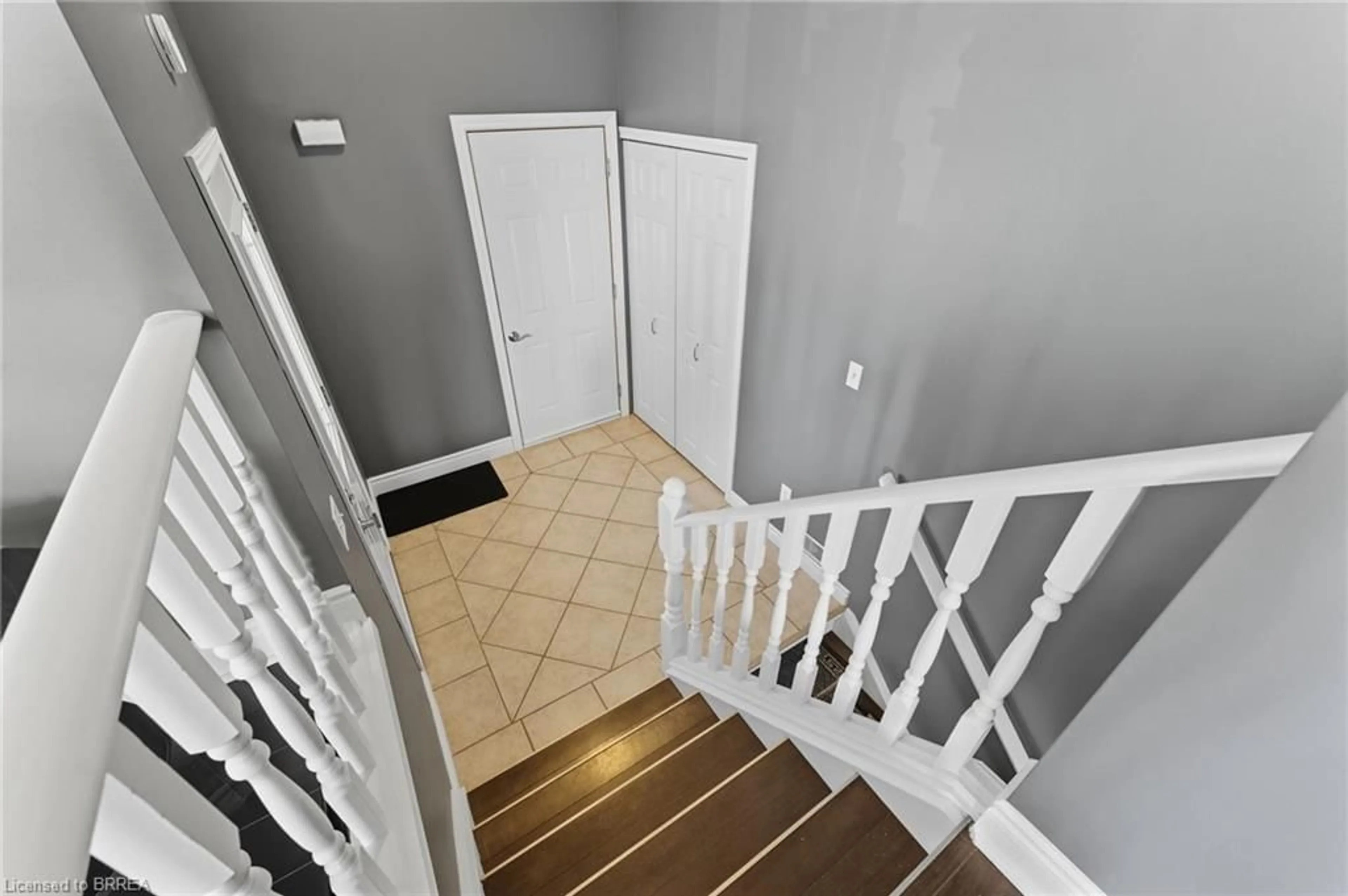 Unknown for 50 Viscount Rd, Brantford Ontario N3P 1P1