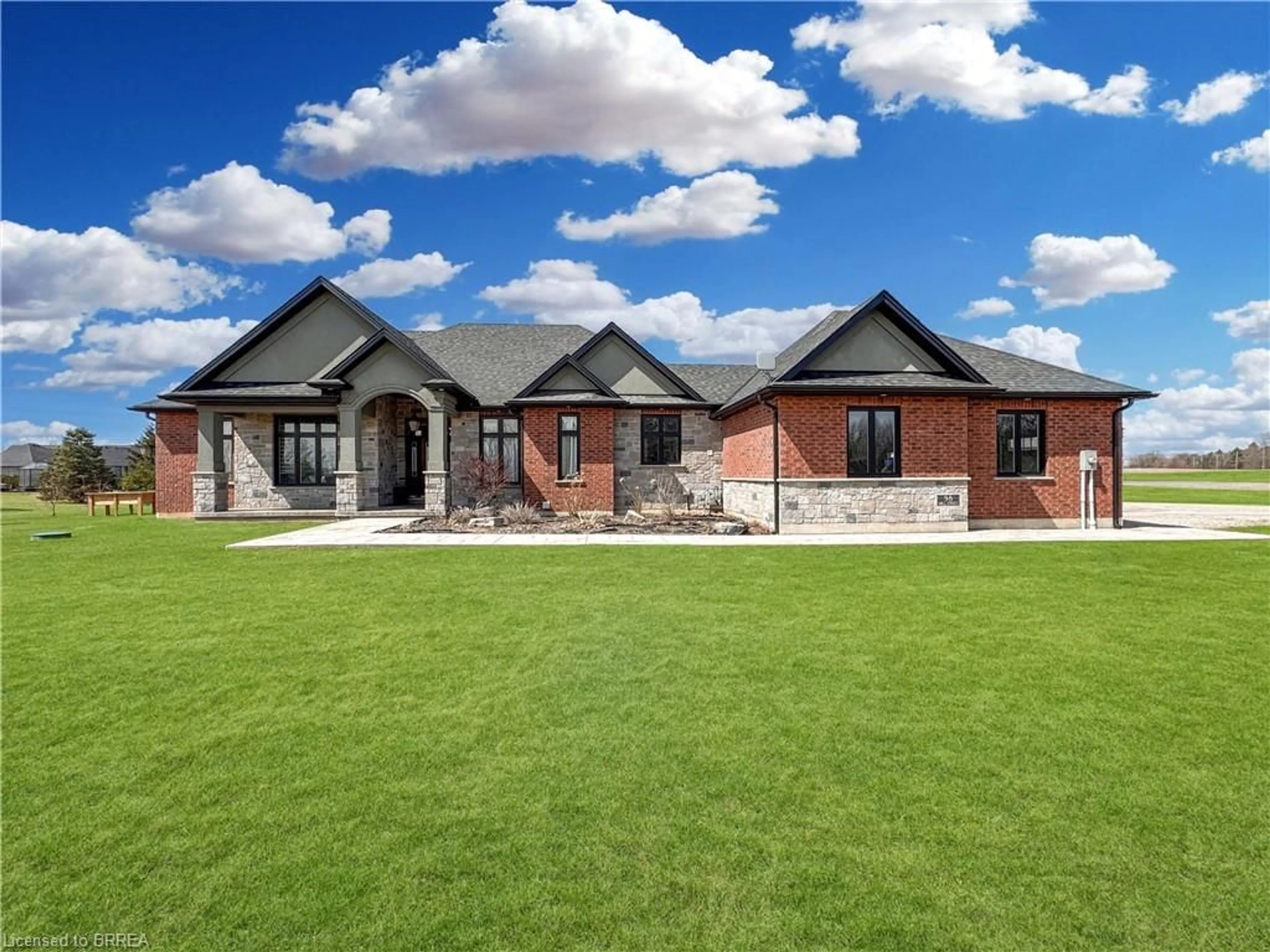 Home with brick exterior material, unknown for 98 Mill St, Burford Ontario N3T 0N6