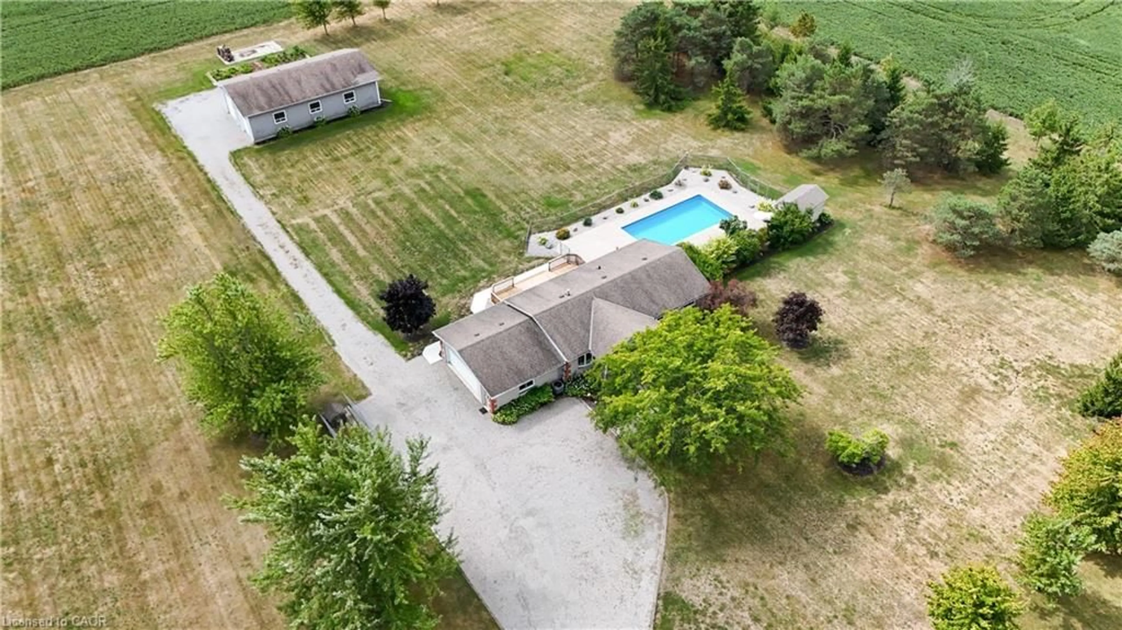 A pic from outside/outdoor area/front of a property/back of a property/a pic from drone, unknown for 6002 Rainham Rd, Dunnville Ontario N1A 2W8