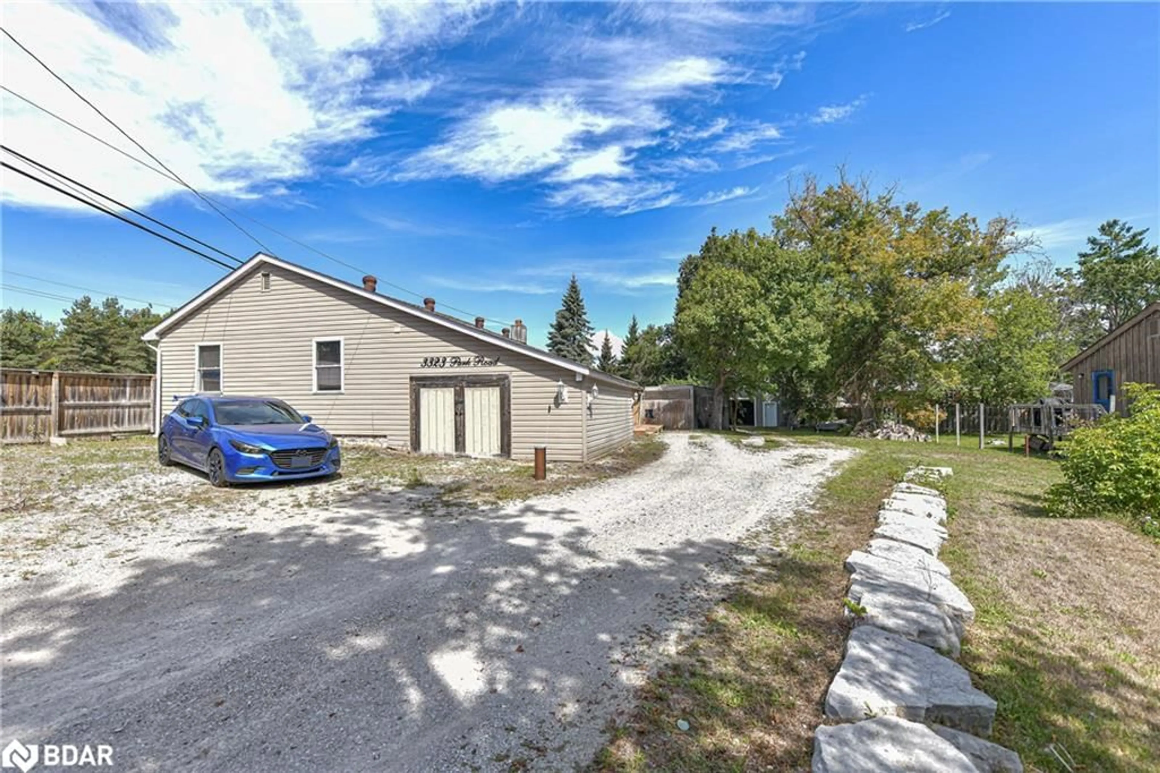 A pic from outside/outdoor area/front of a property/back of a property/a pic from drone, street for 3323 Park Road Rd, Cumberland Beach Ontario L3V 0V9