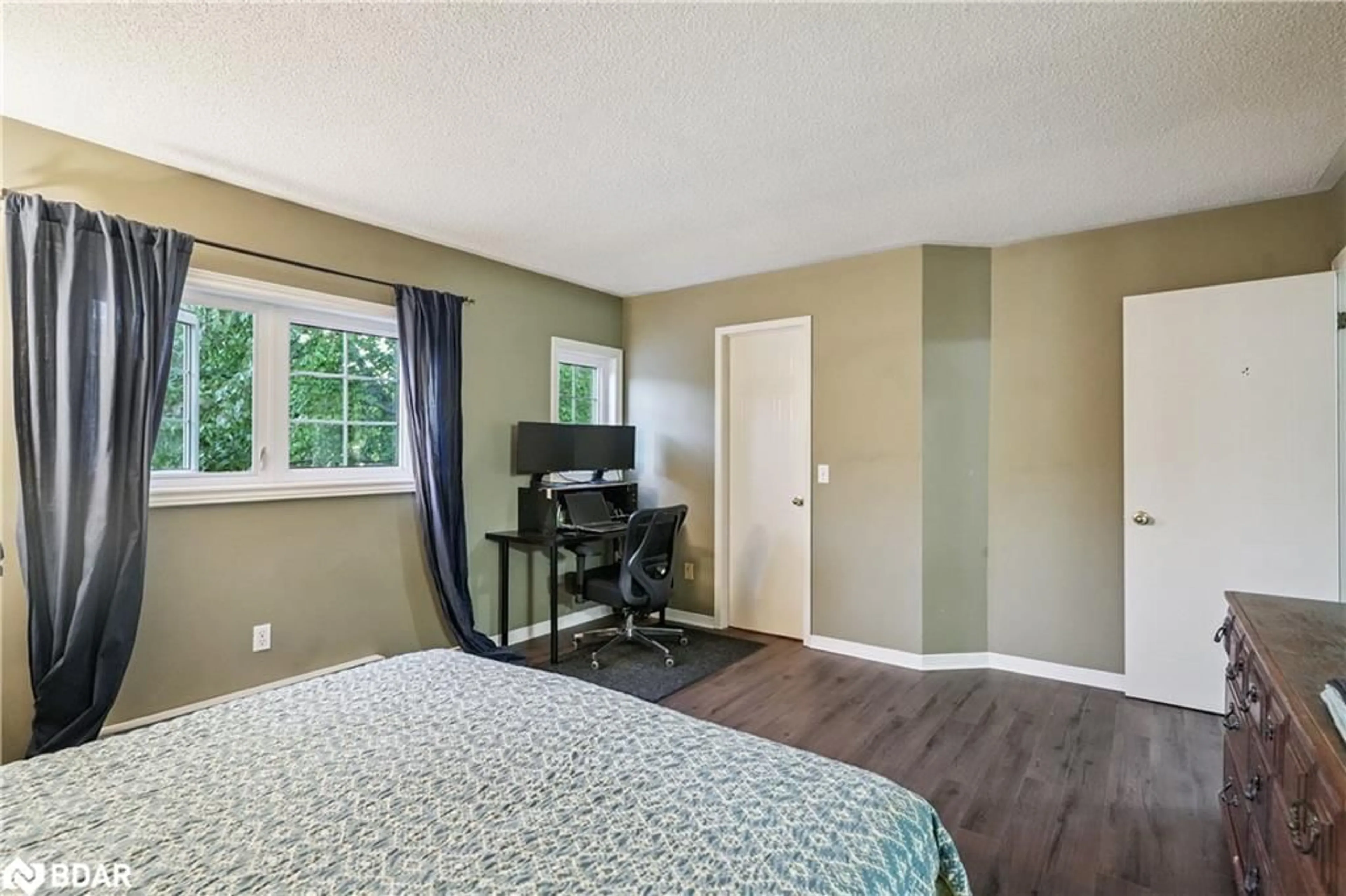 A pic of a room for 6157 Kingston Rd #23, Scarborough Ontario M1C 4Z3