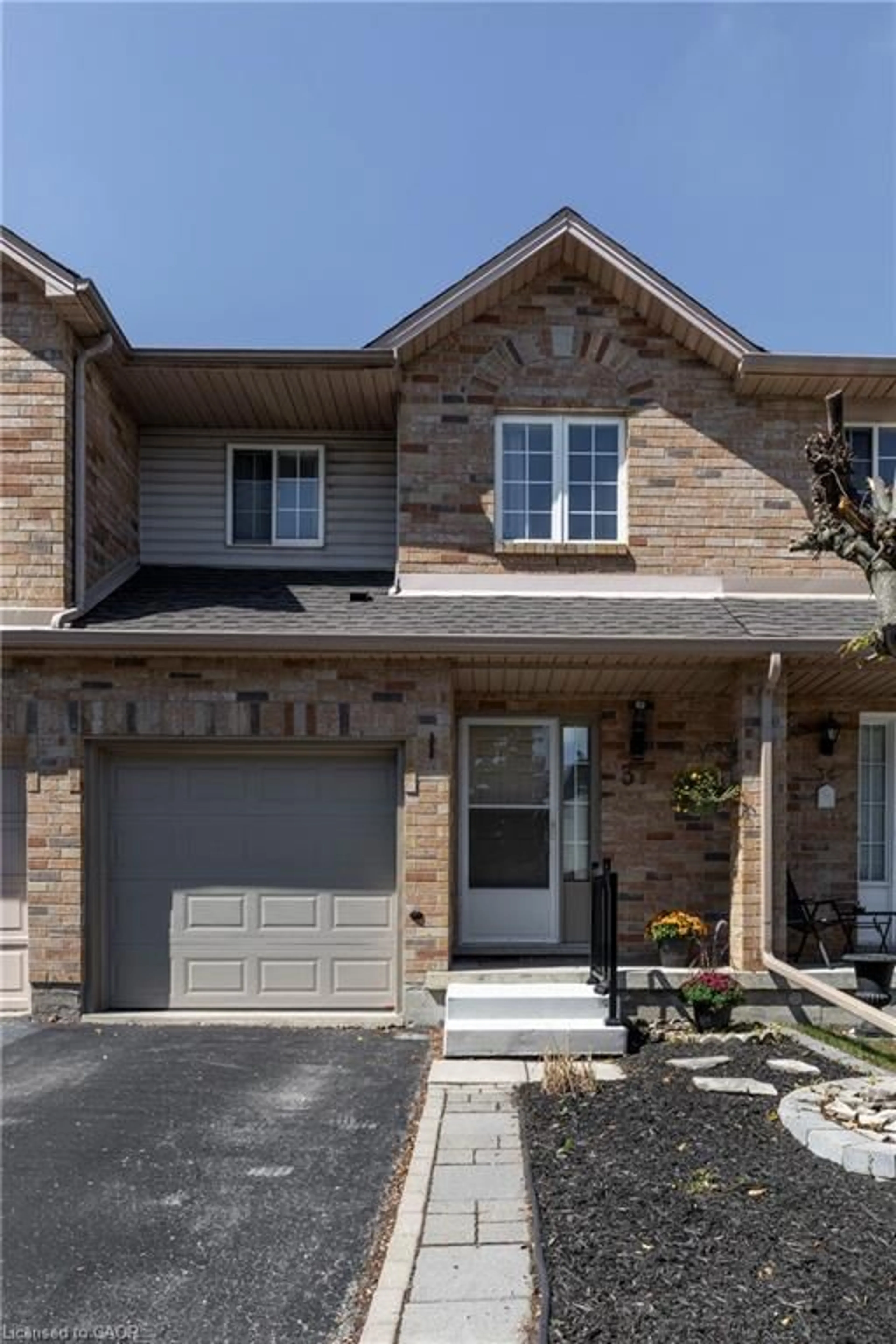 Home with brick exterior material, street for 10 Cadham Blvd #37, Hamilton Ontario L8W 3X6