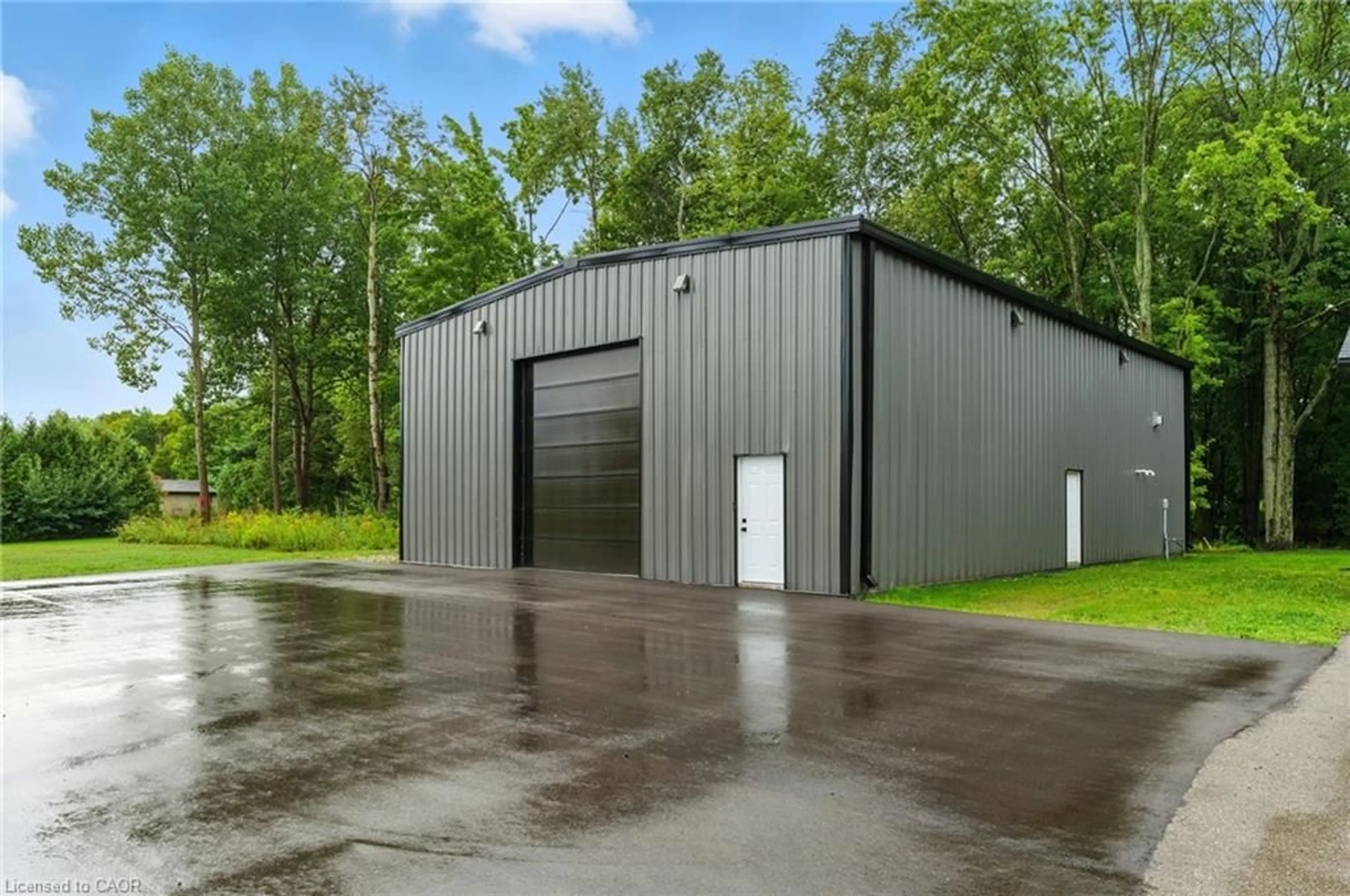 Shed for 7504 Indian Line, Wilsonville Ontario N0E 1Z0