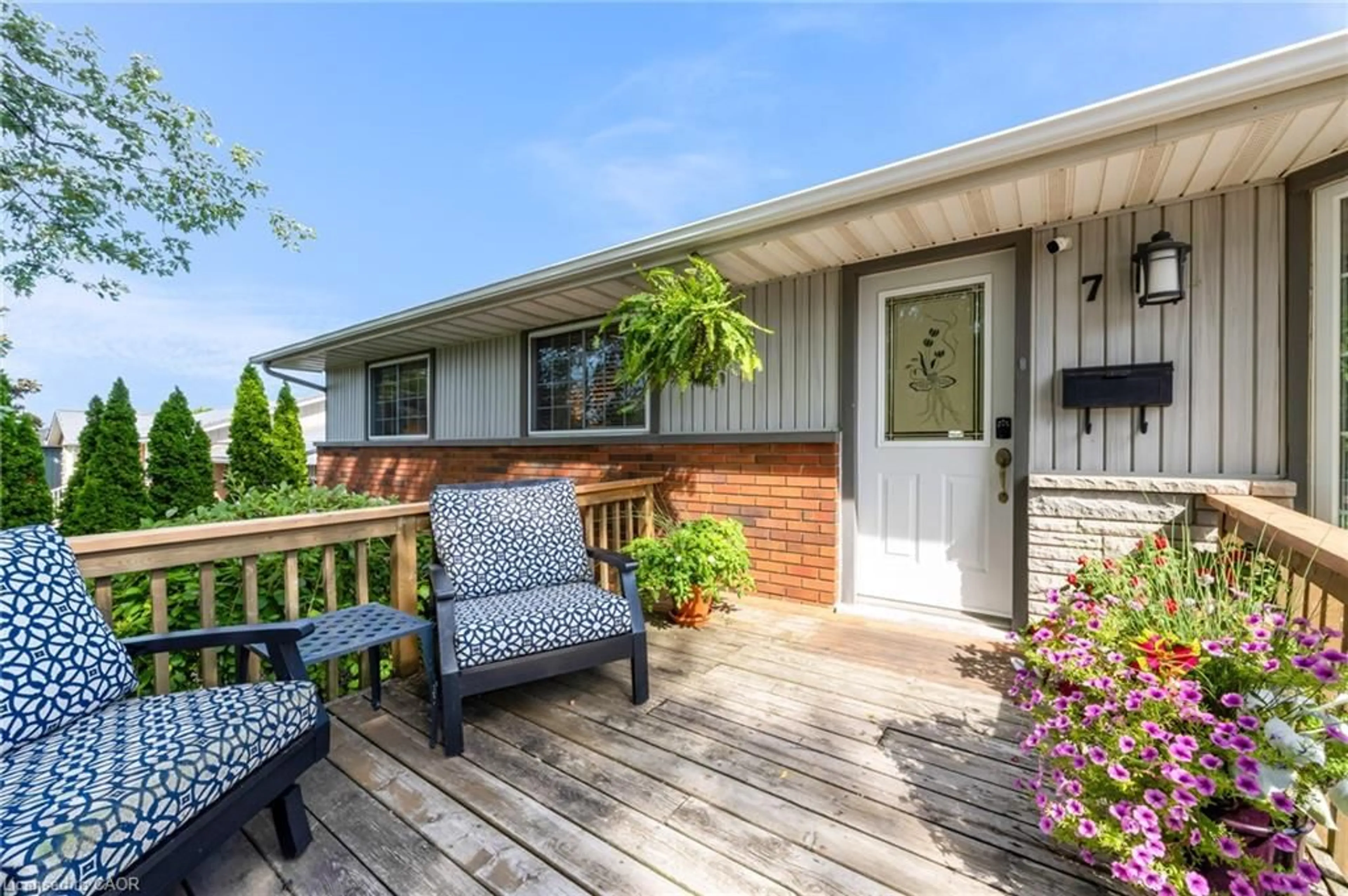 Unknown for 7 Craig Blvd, Grimsby Ontario L3M 4C2