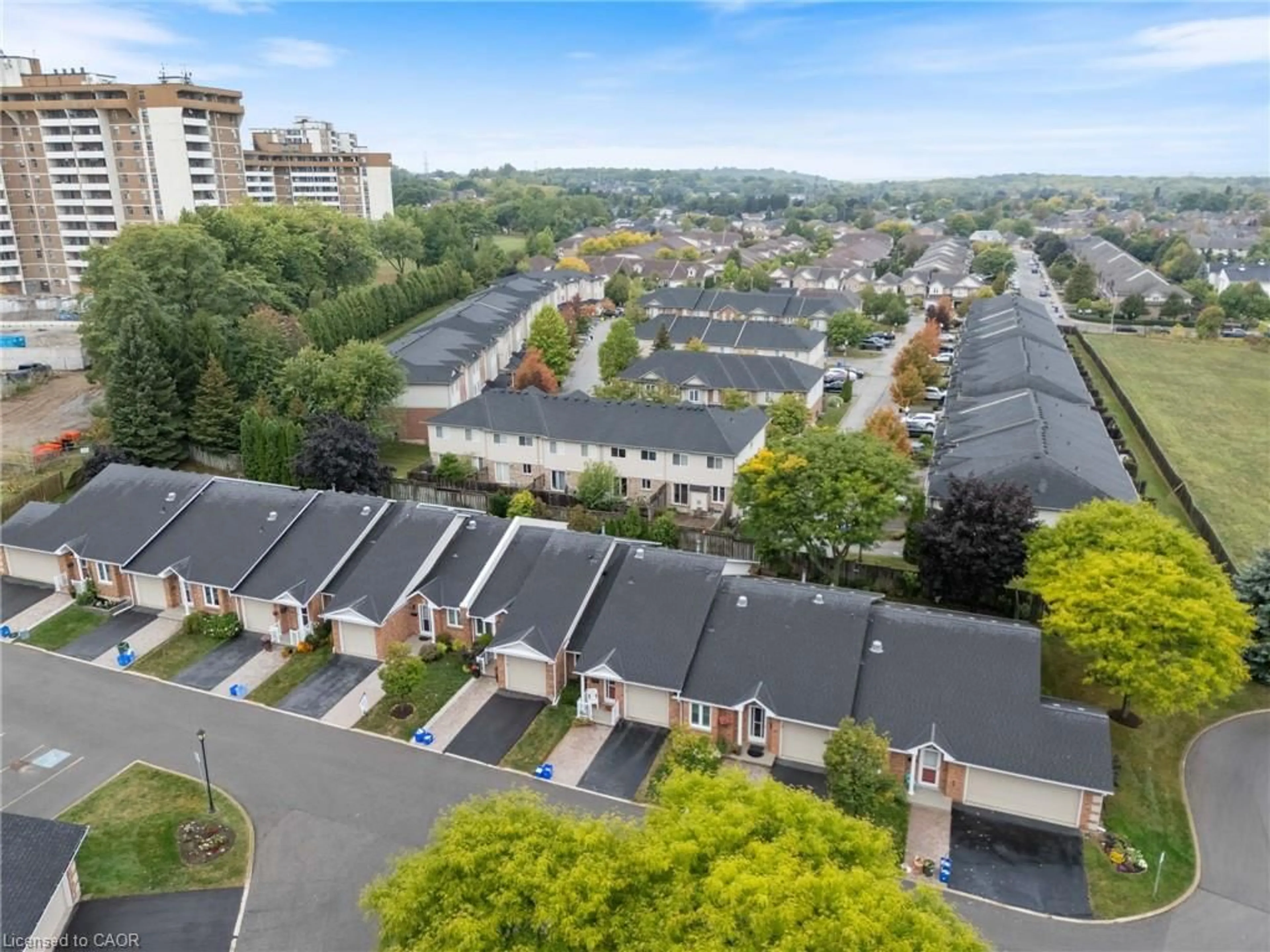 A pic from outside/outdoor area/front of a property/back of a property/a pic from drone, city buildings view from balcony for 60 Rice Ave #20, Hamilton Ontario L9C 7S3