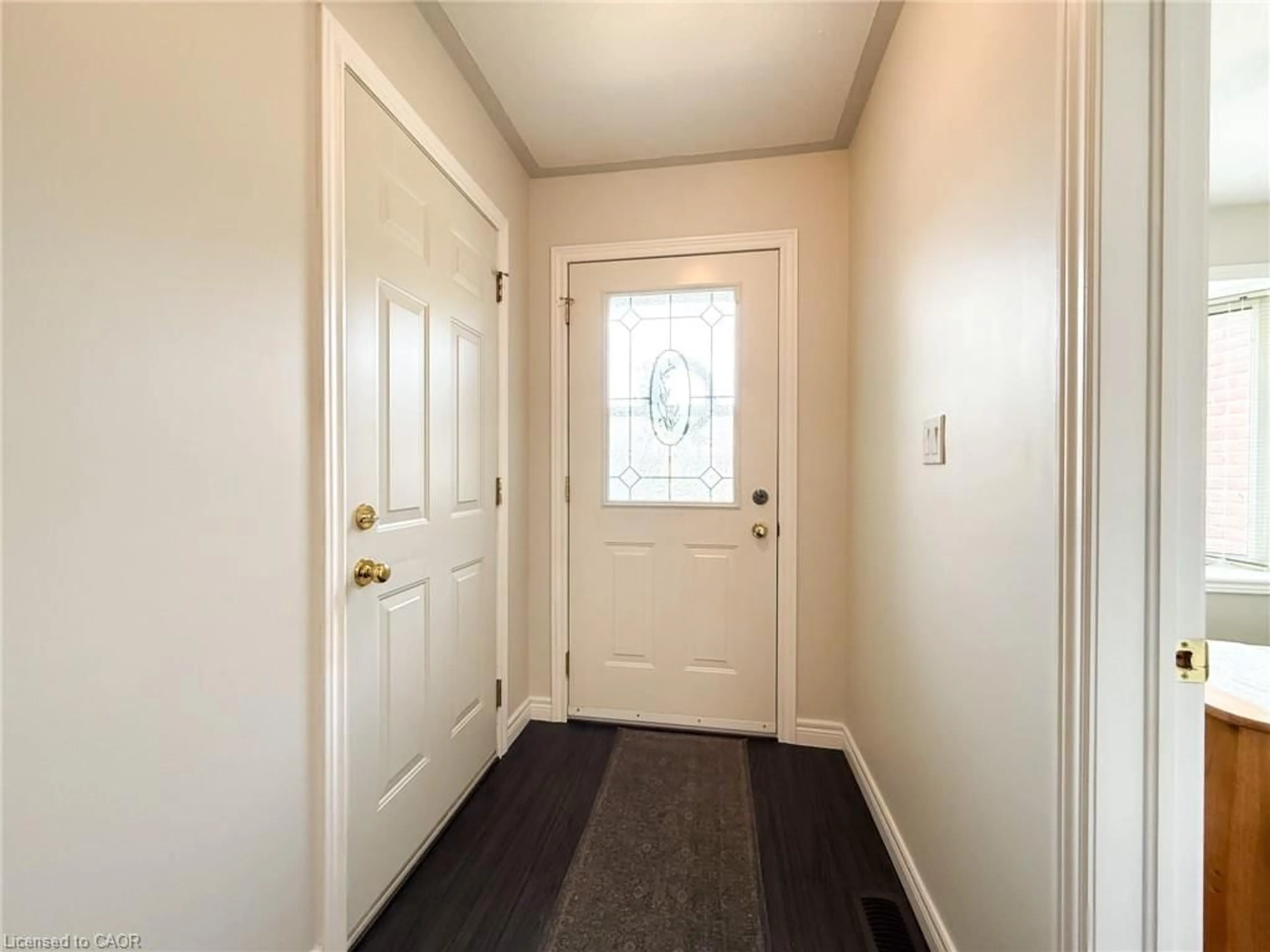 Indoor entryway for 13 Clonmel Lane, Port Dover Ontario N0A 1N1