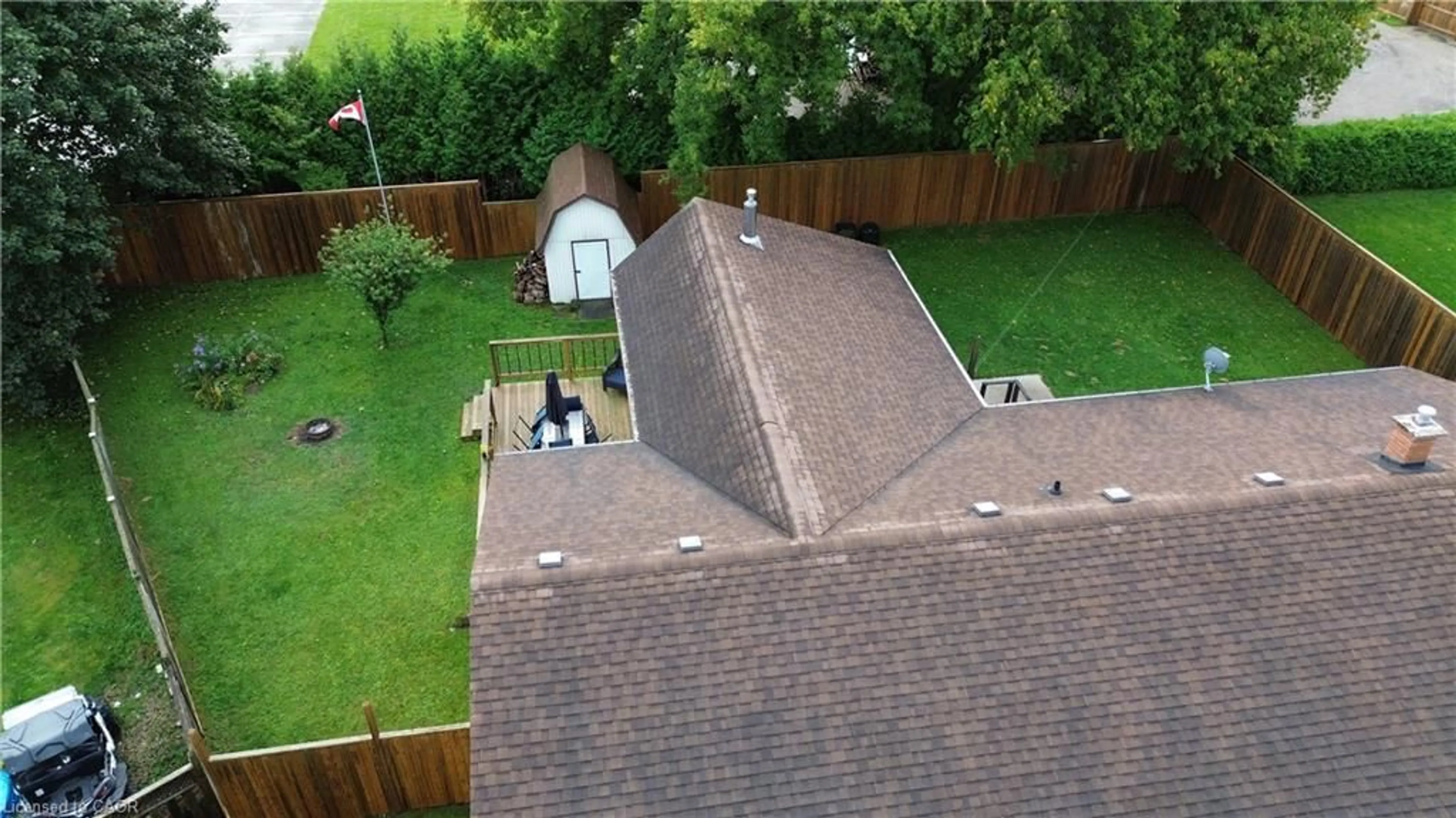 A pic from outside/outdoor area/front of a property/back of a property/a pic from drone, unknown for 2 Kilberg Crt, Listowel Ontario N4W 1P1