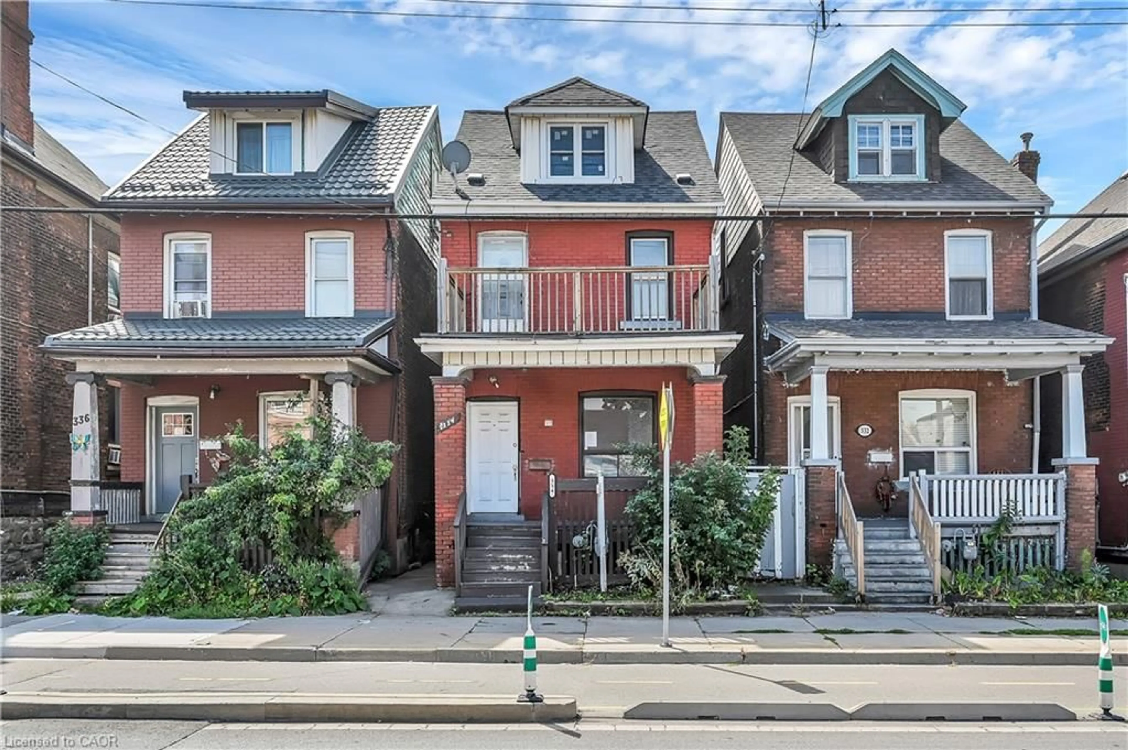 Home with brick exterior material, street for 334 Cannon St, Hamilton Ontario L8L 2B9