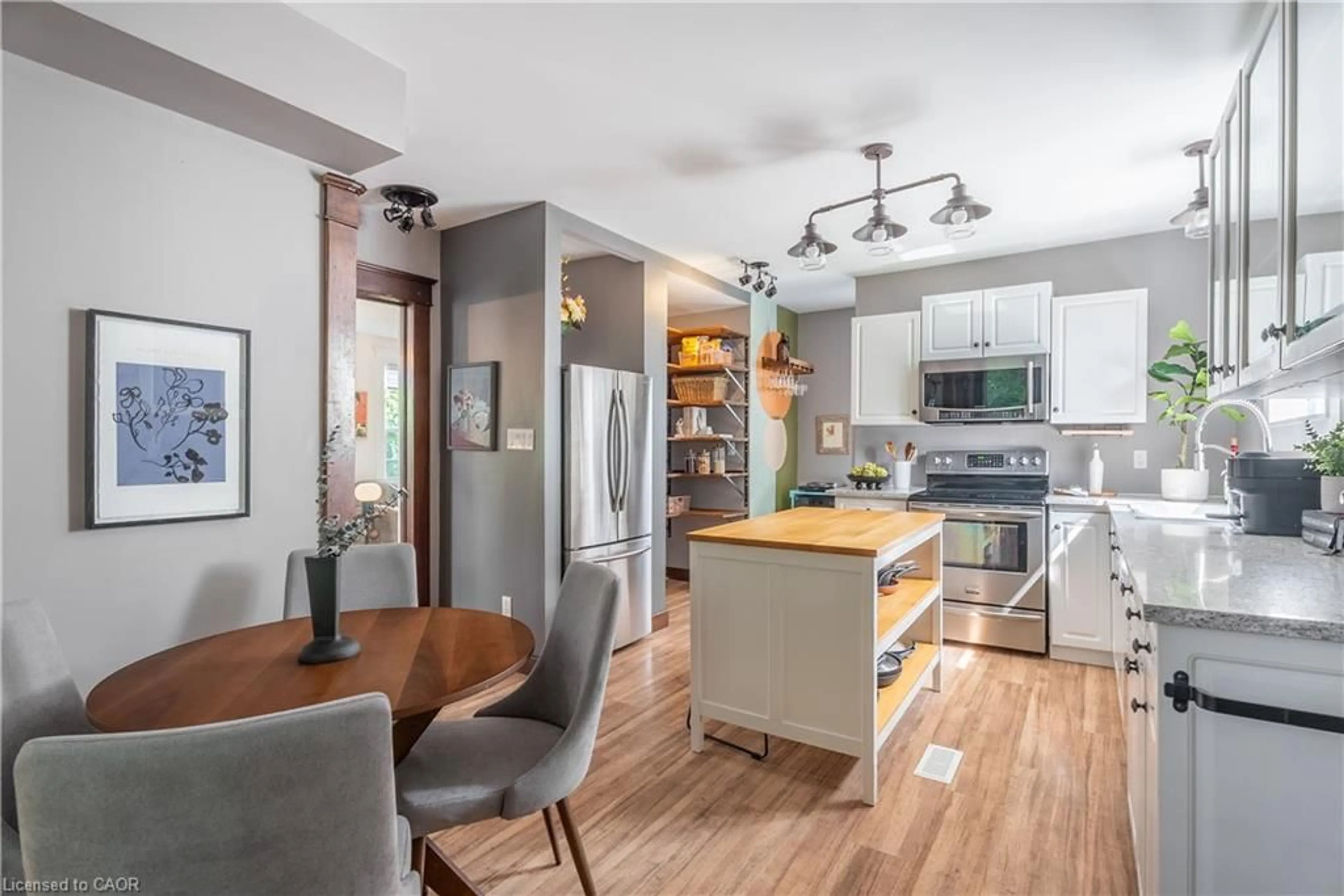 Open concept kitchen, unknown for 227 Bridgeport Rd, Waterloo Ontario N2J 2K7