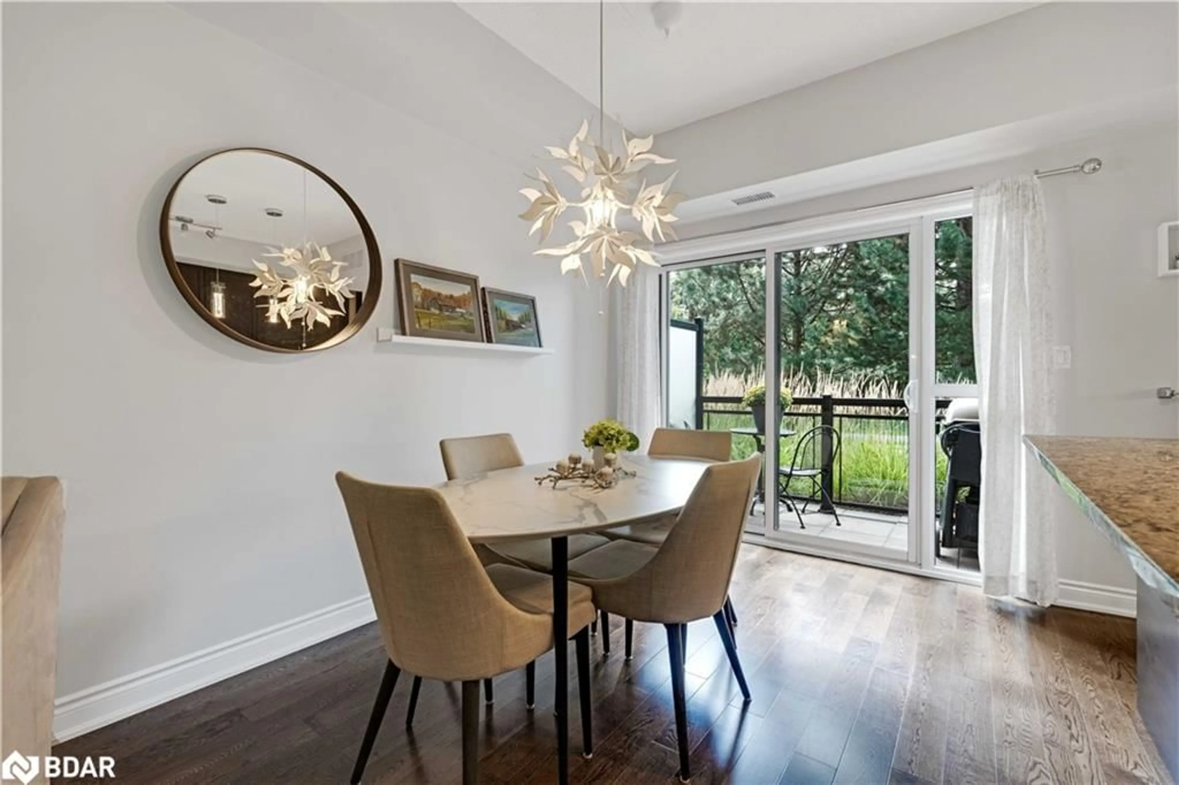 Dining room, wood/laminate floor for 3170 Erin Mills Pky #108, Mississauga Ontario L5L 0B6