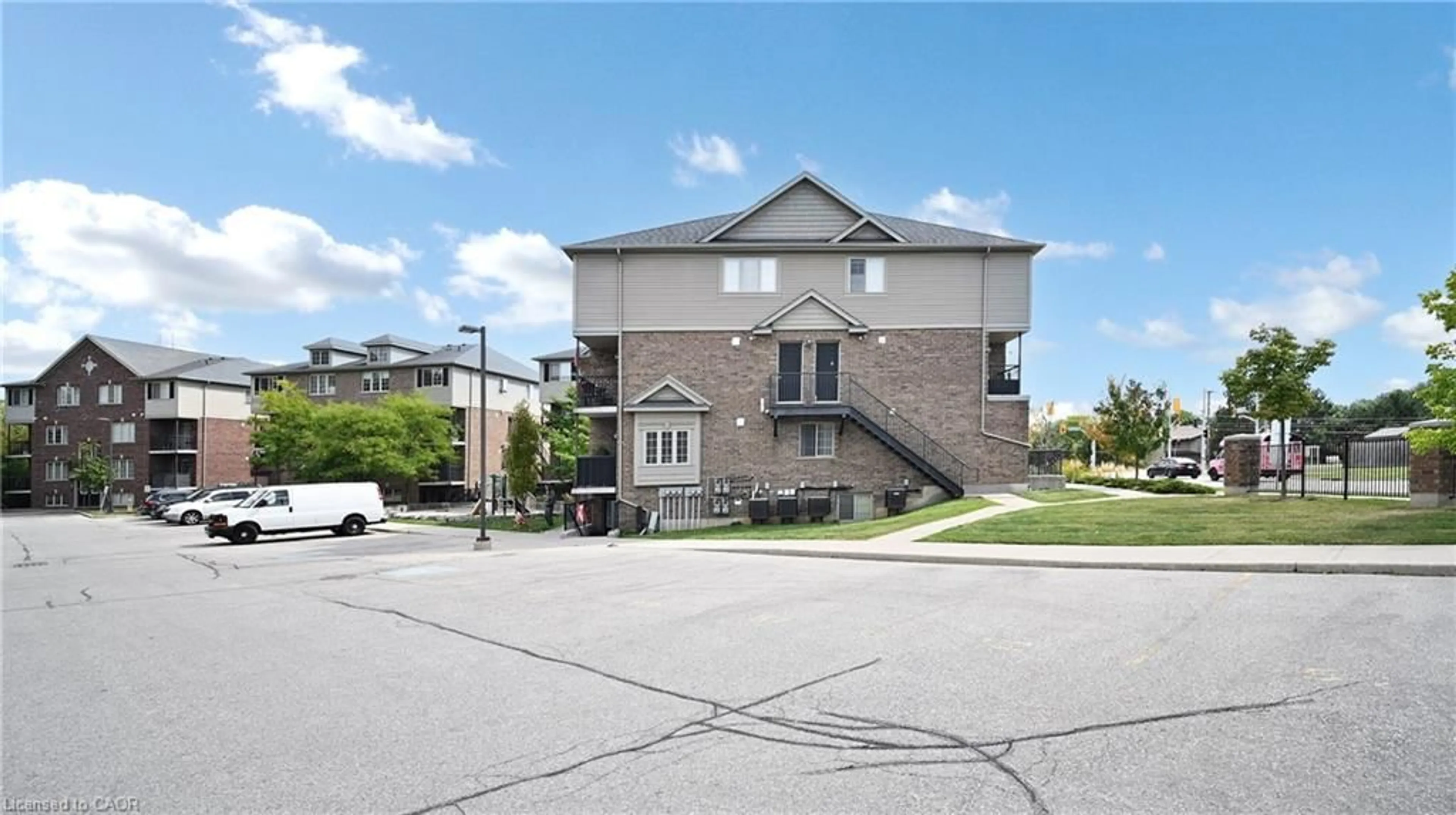 Unknown for 950 Highland Rd #6, Kitchener Ontario N2N 0A5