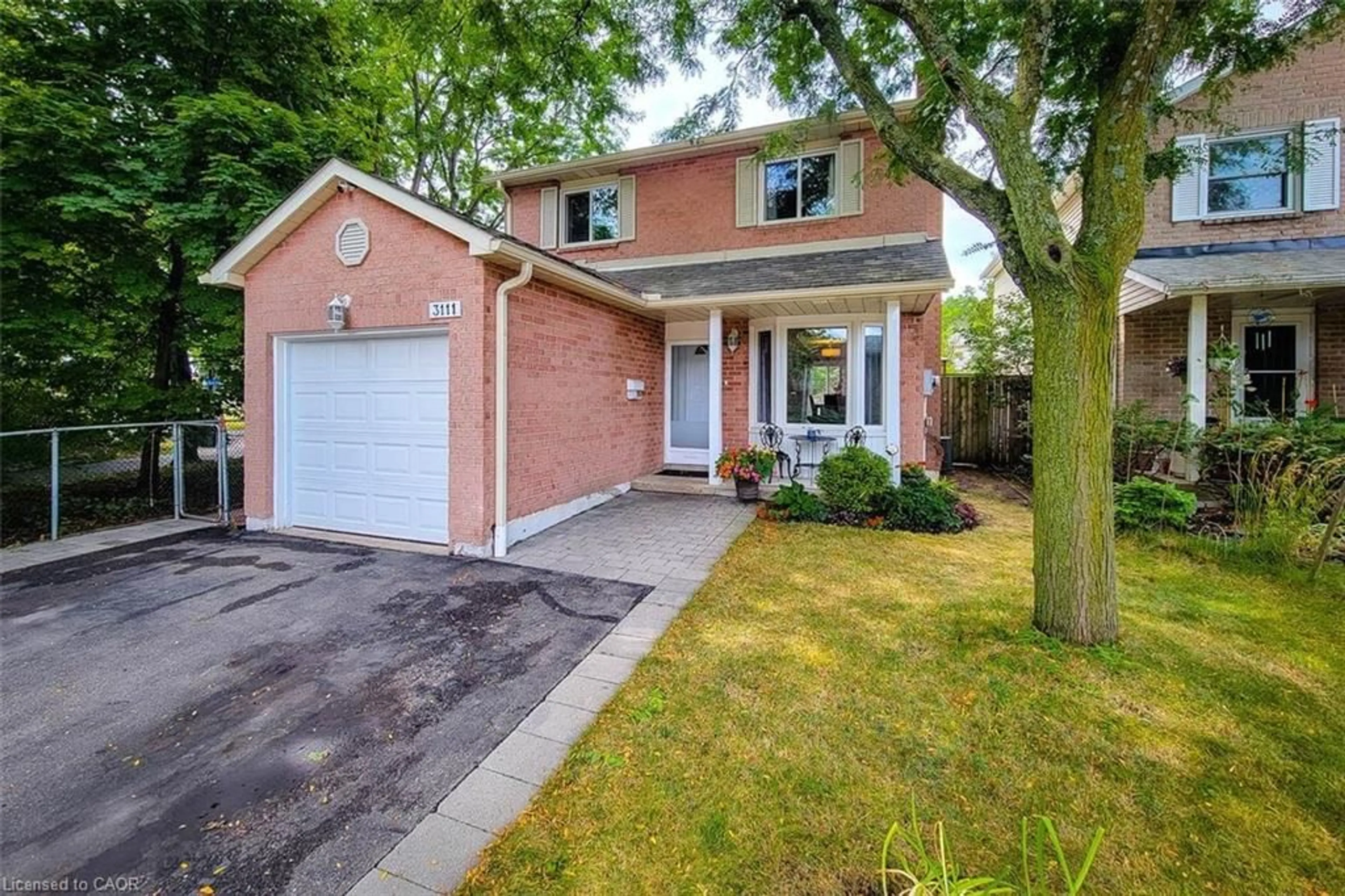 Home with brick exterior material, street for 3111 Cantelon Cres, Mississauga Ontario L5N 3J7
