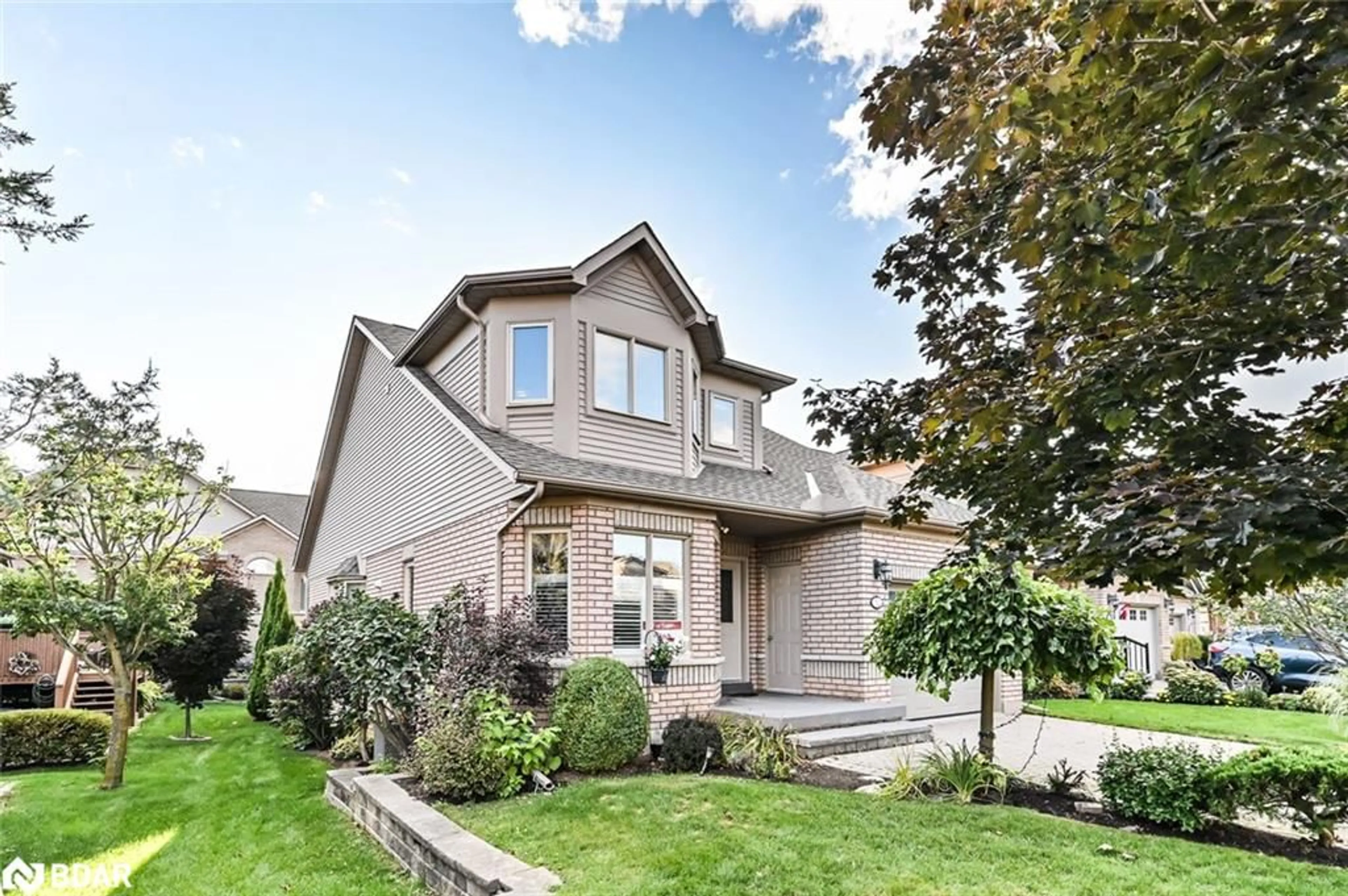 Home with brick exterior material, street for 52 Bella Vista Trail, Alliston Ontario L9R 2C6