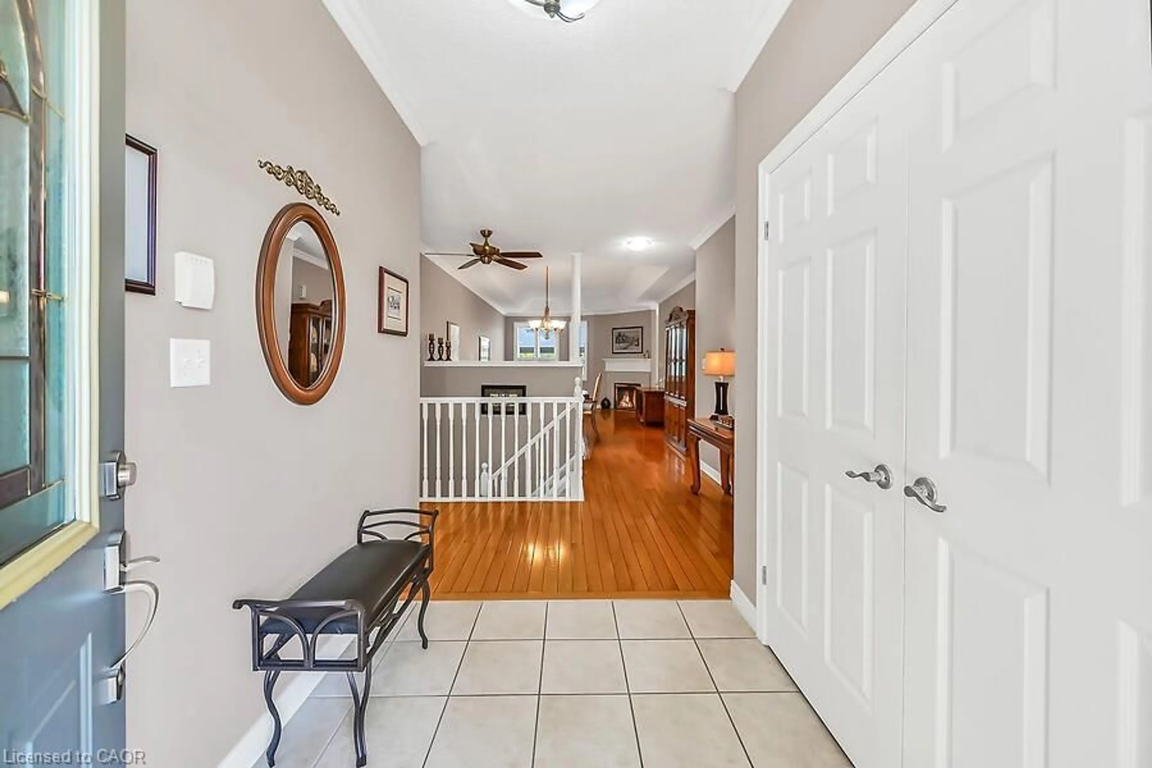 Indoor entryway for 88 Northernbreeze St, Mount Hope Ontario L0R 1W0
