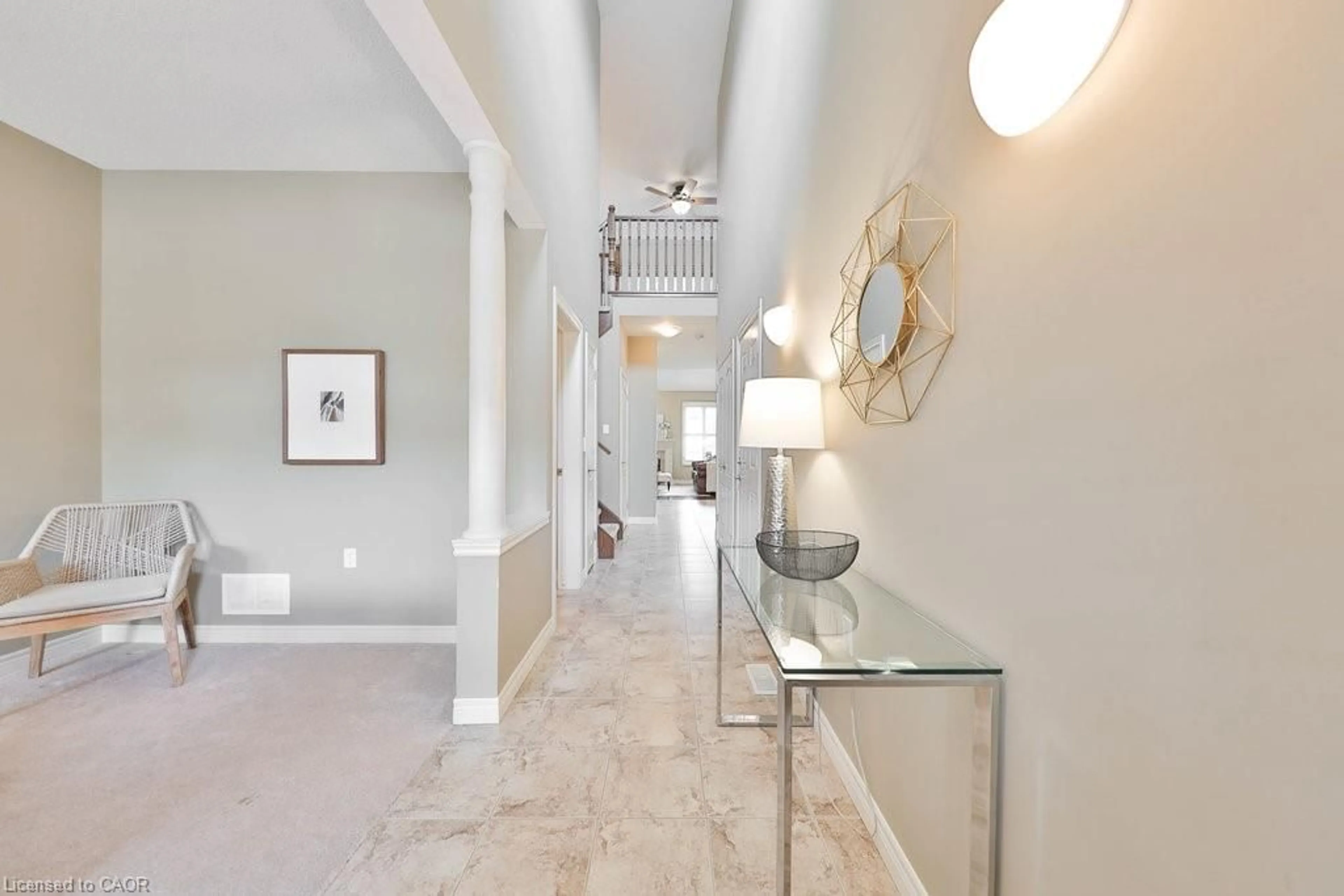 Indoor foyer for 2120 Itabashi Way #182, Burlington Ontario L7M 0V3