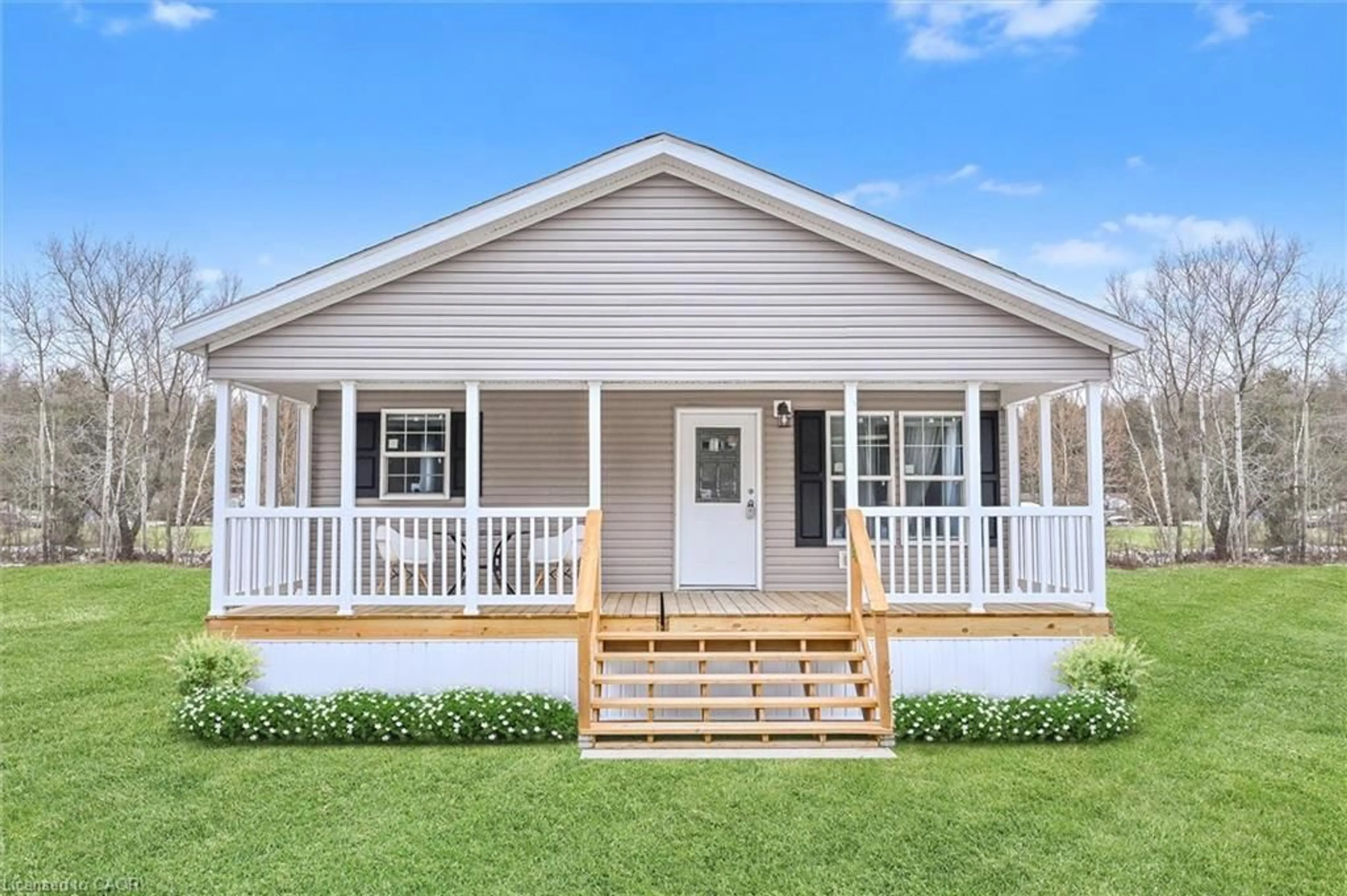 Home with vinyl exterior material, unknown for 1085 Concession 10 Rd #Lot 125/W, Flamborough Ontario L0R 1K0