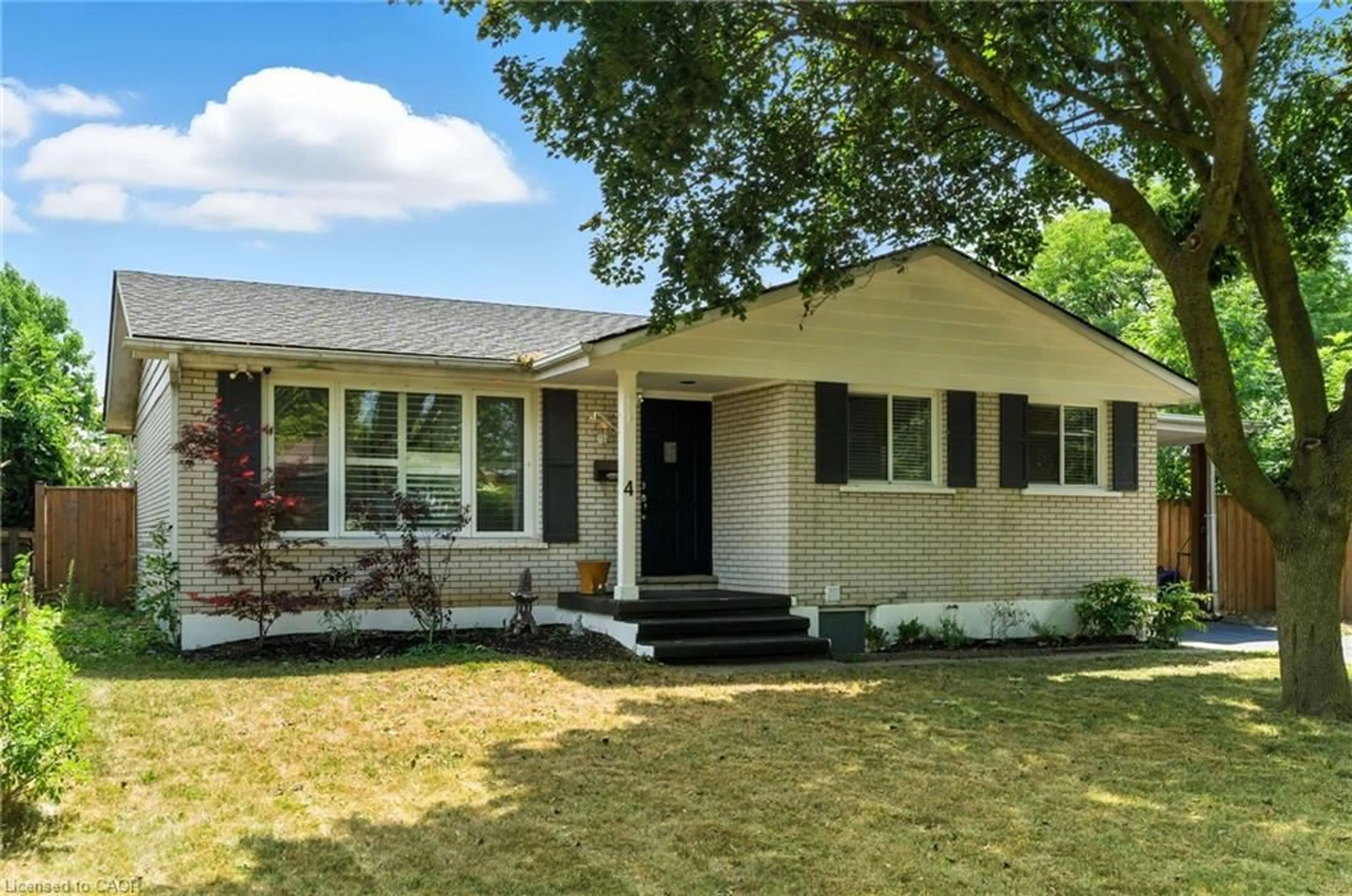 Home with vinyl exterior material, street for 4 Ronald St, Brantford Ontario N3R 3C4