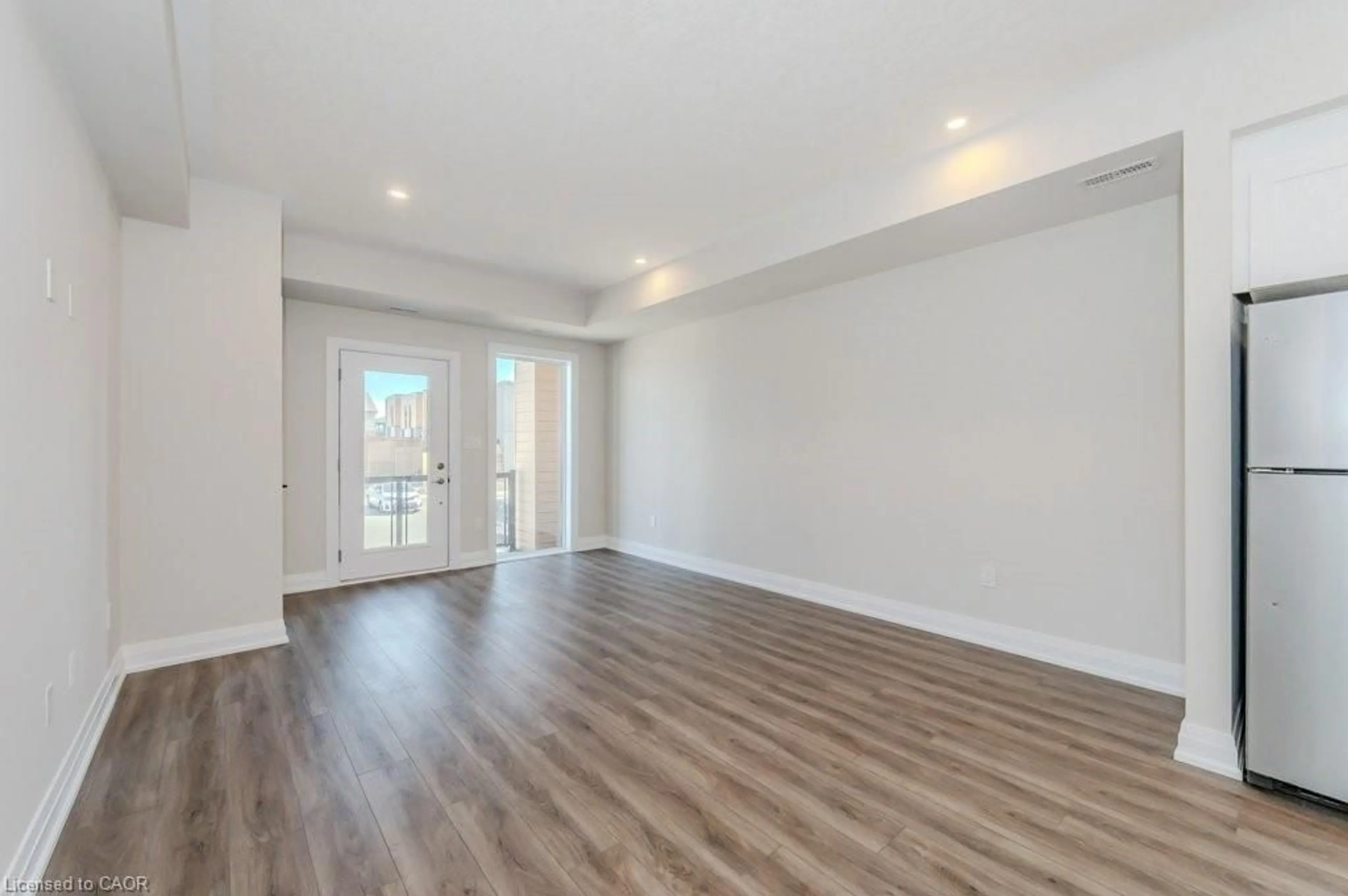 A pic of a room for 261 Woodbine Ave #24, Kitchener Ontario N2R 0S7