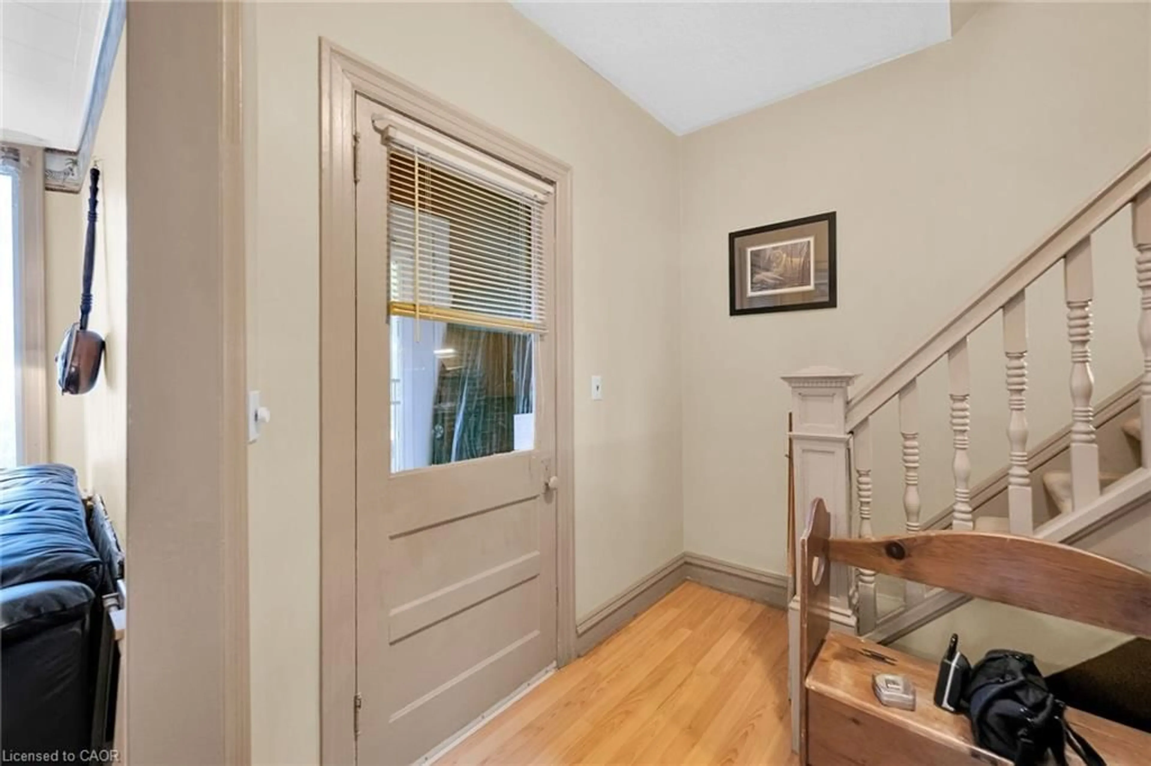 Indoor foyer for 55 Harvey St, Hamilton Ontario L8L 2L9