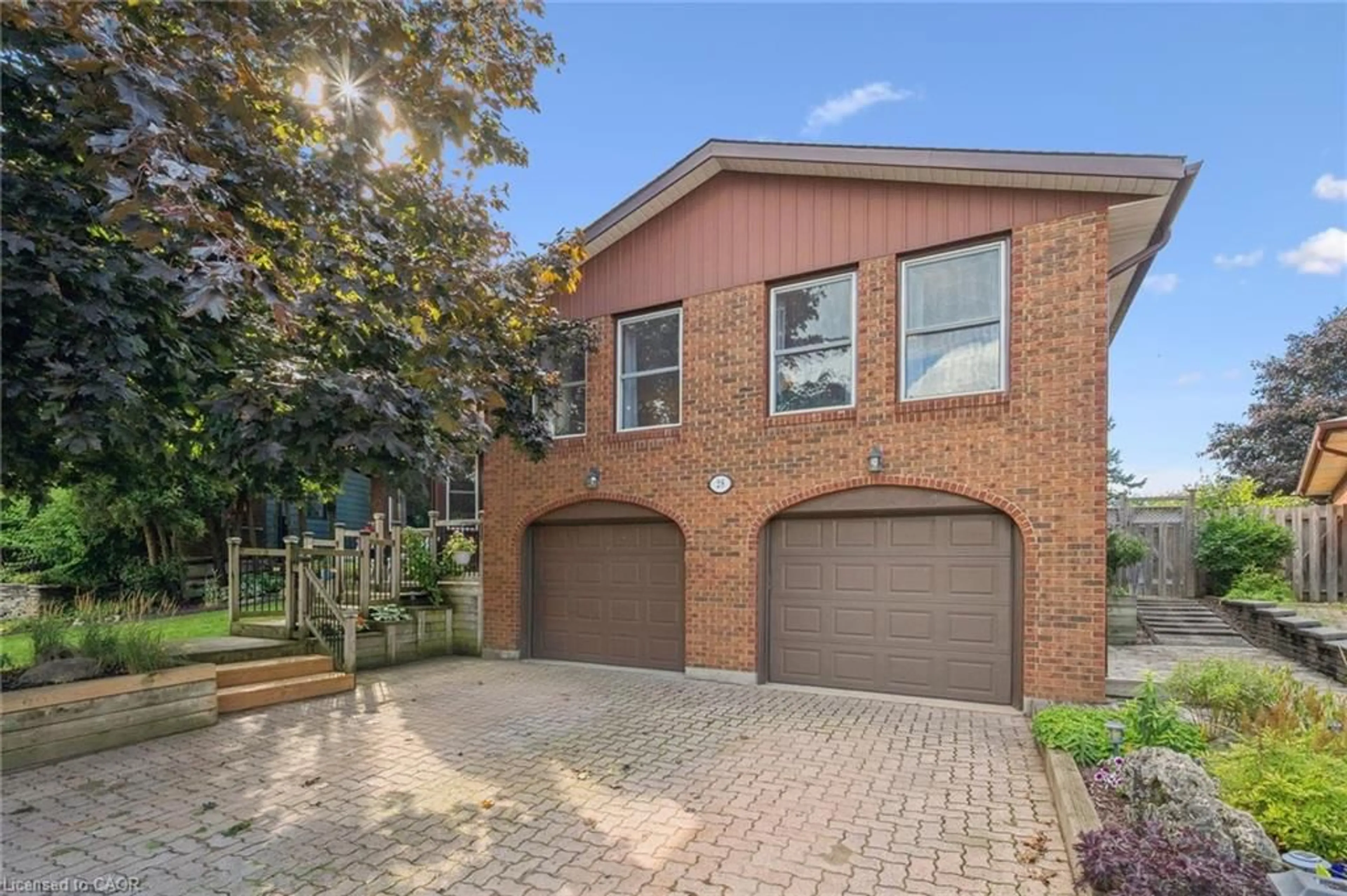 Home with brick exterior material, street for 28 Wimbledon Rd, Guelph Ontario N1H 7N1