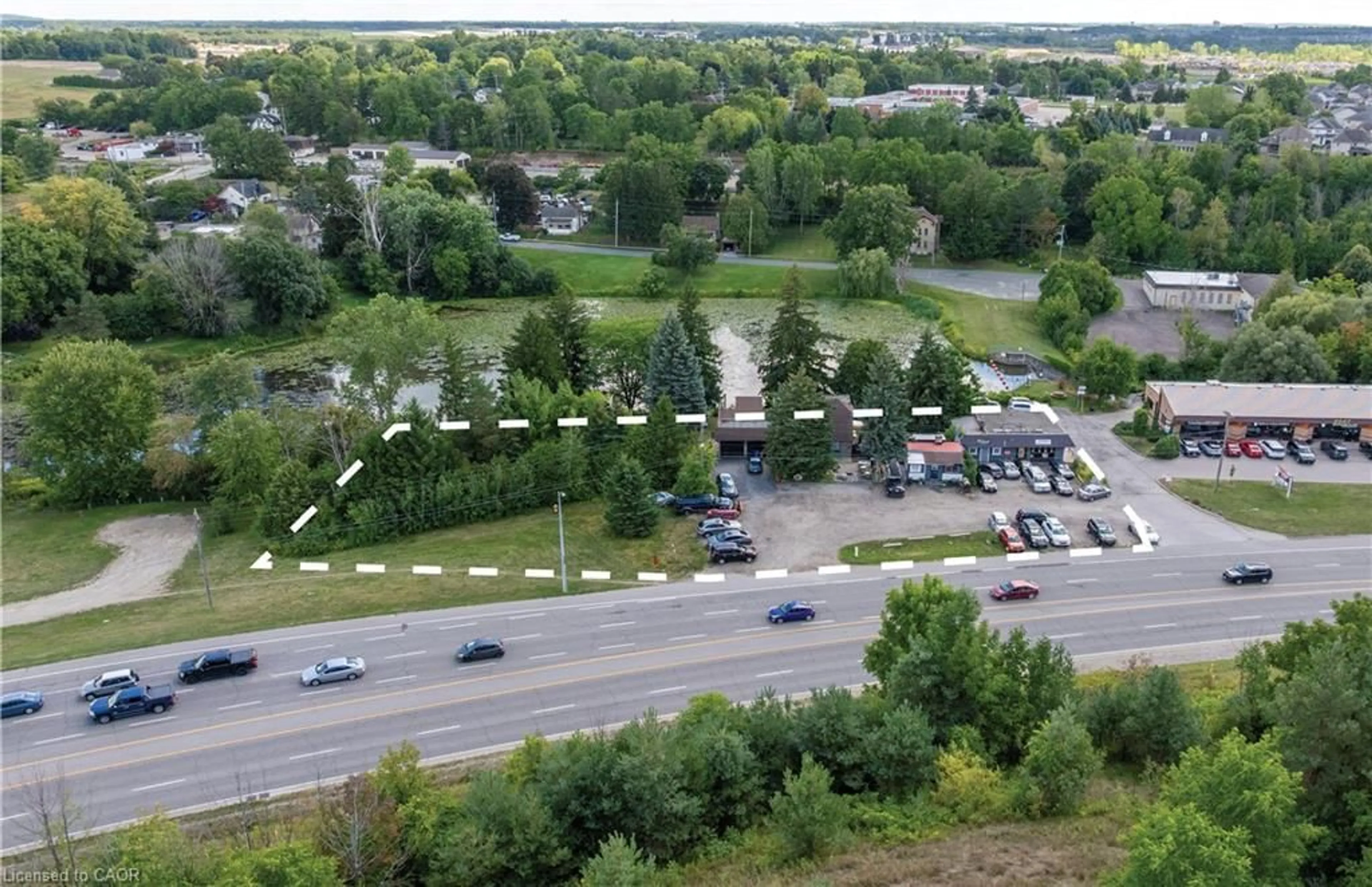 A pic from outside/outdoor area/front of a property/back of a property/a pic from drone, unknown for 2067 Victoria St, Breslau Ontario N0B 1M0