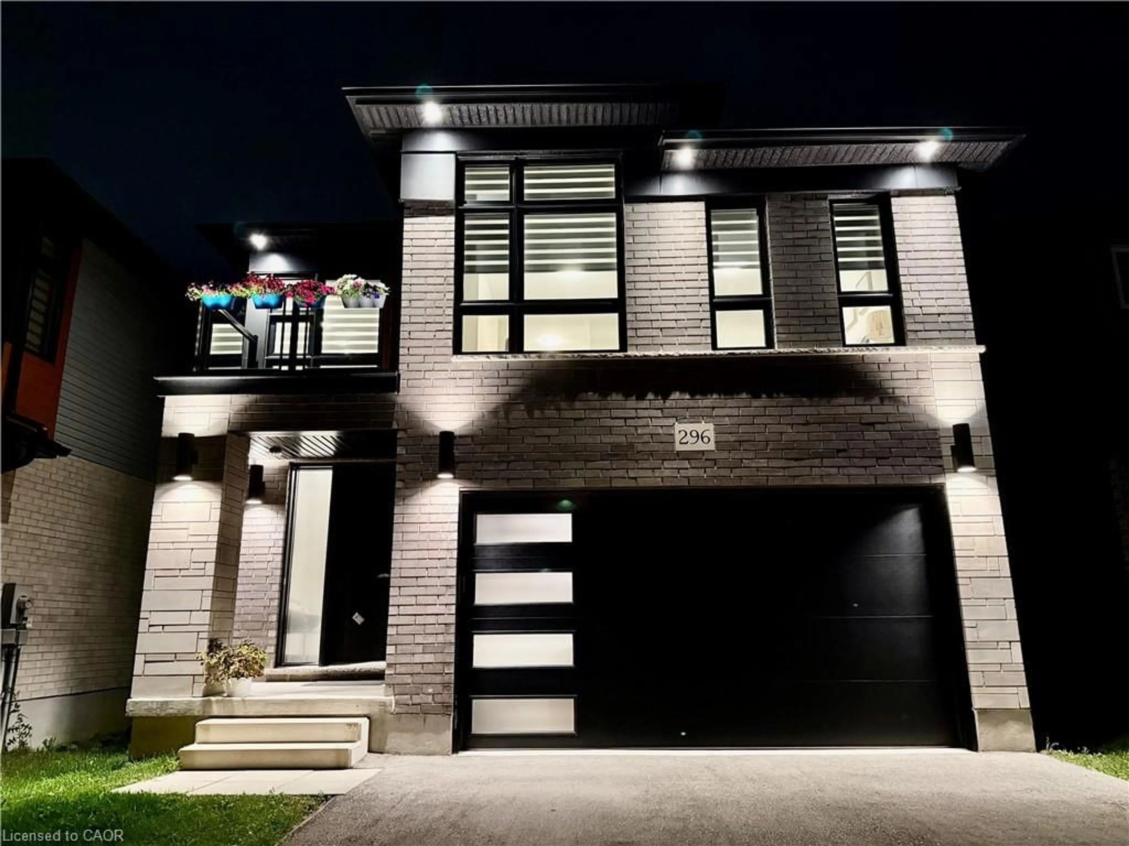 Home with brick exterior material, street for 296 Chokecherry Crescent Cres, Waterloo Ontario N2V 0H1