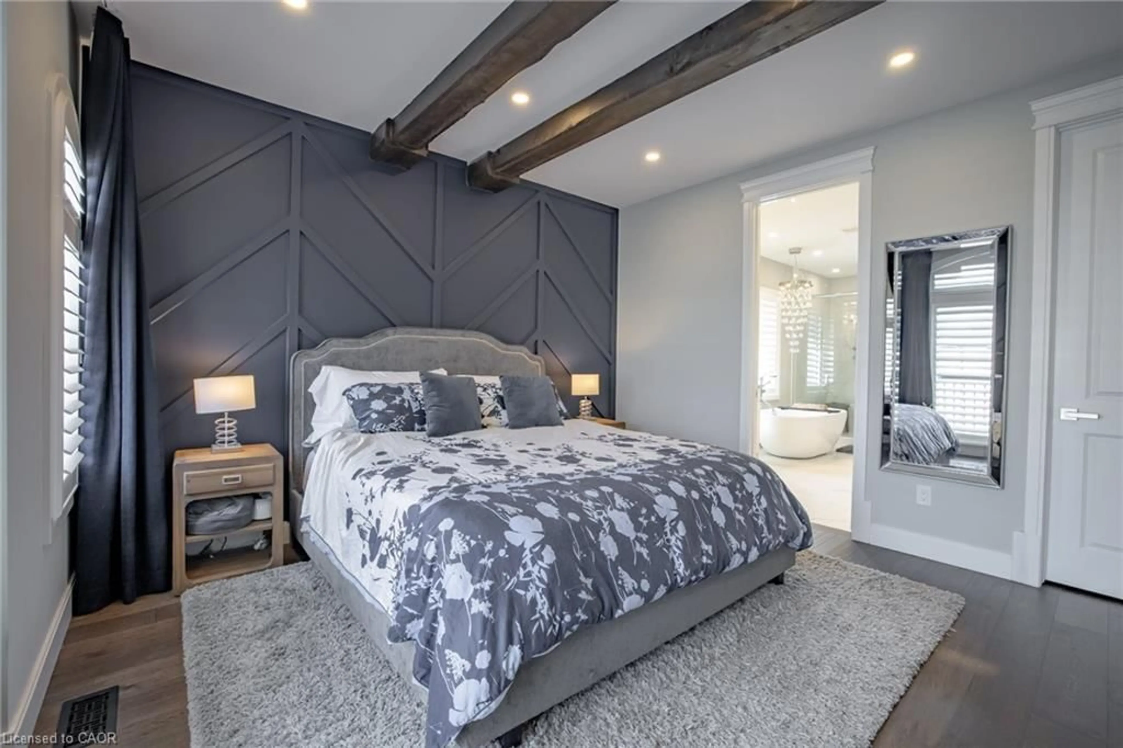 Bedroom with bed, unknown for 4 Lockman Dr, Ancaster Ontario L9K 0C1