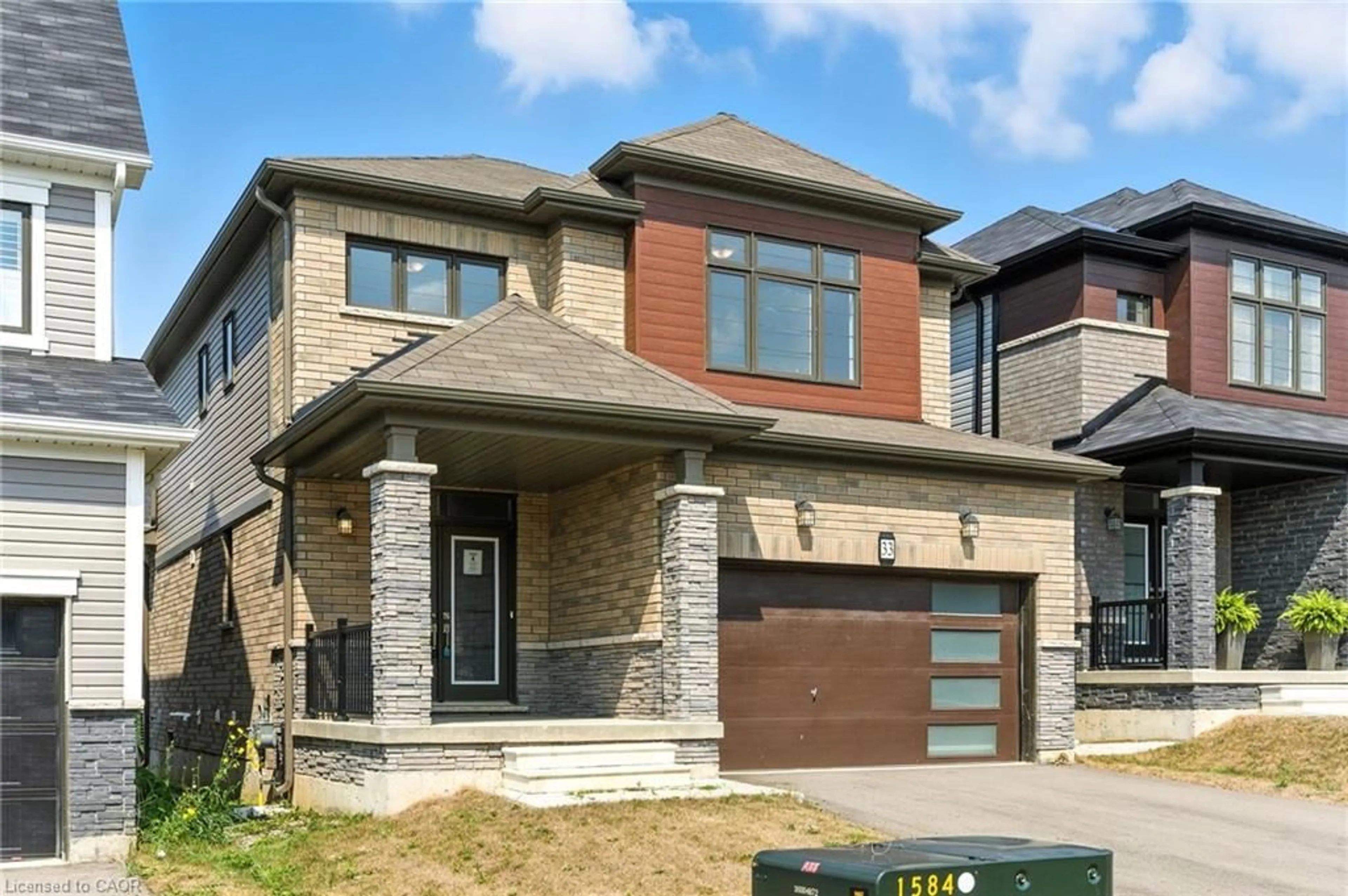 Home with brick exterior material, street for 33 Santos Dr, Caledonia Ontario N3W 0H2