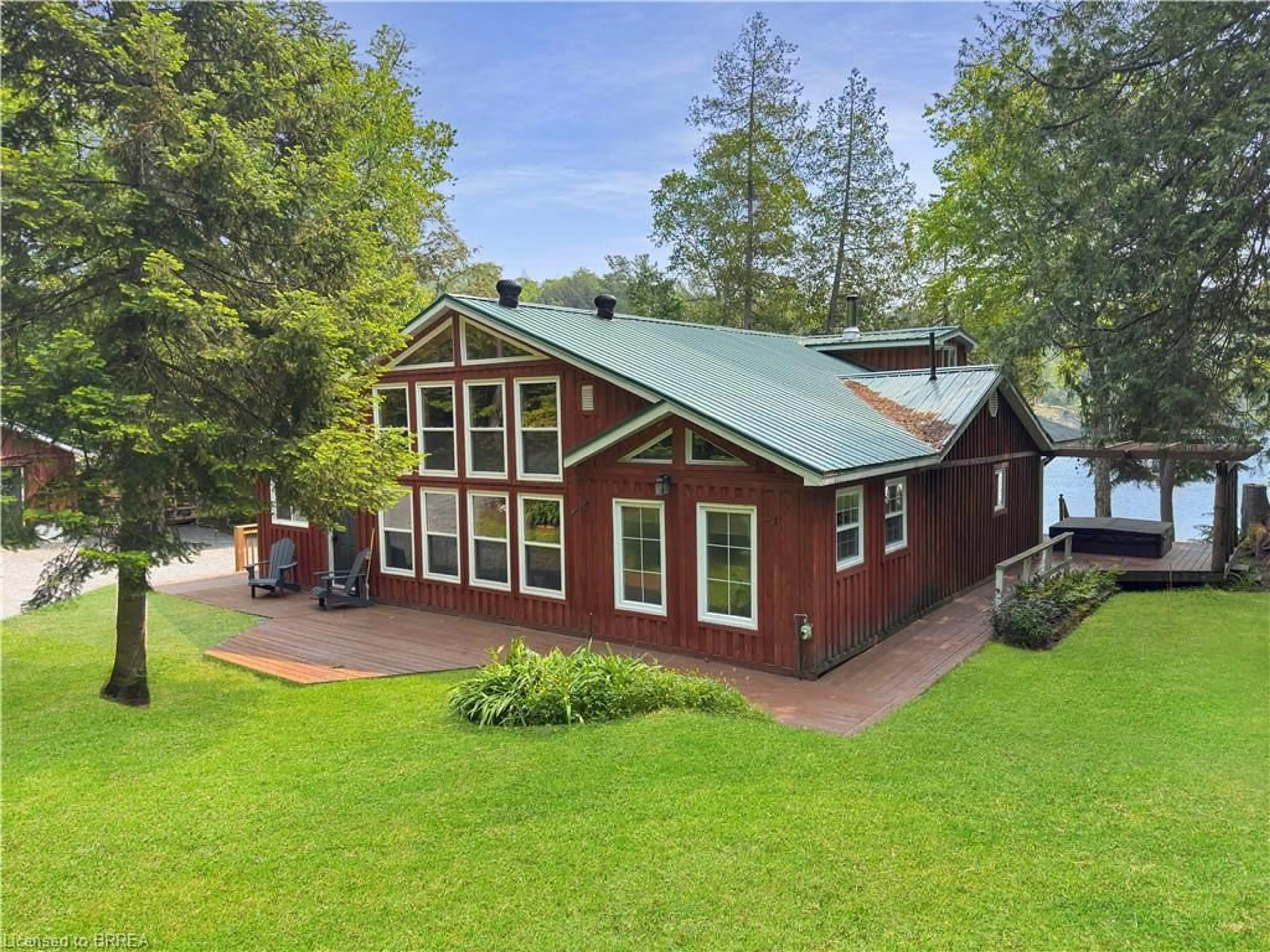 A pic from outside/outdoor area/front of a property/back of a property/a pic from drone, building for 31 Fowke Lake Rd, South River Ontario P0A 1X0