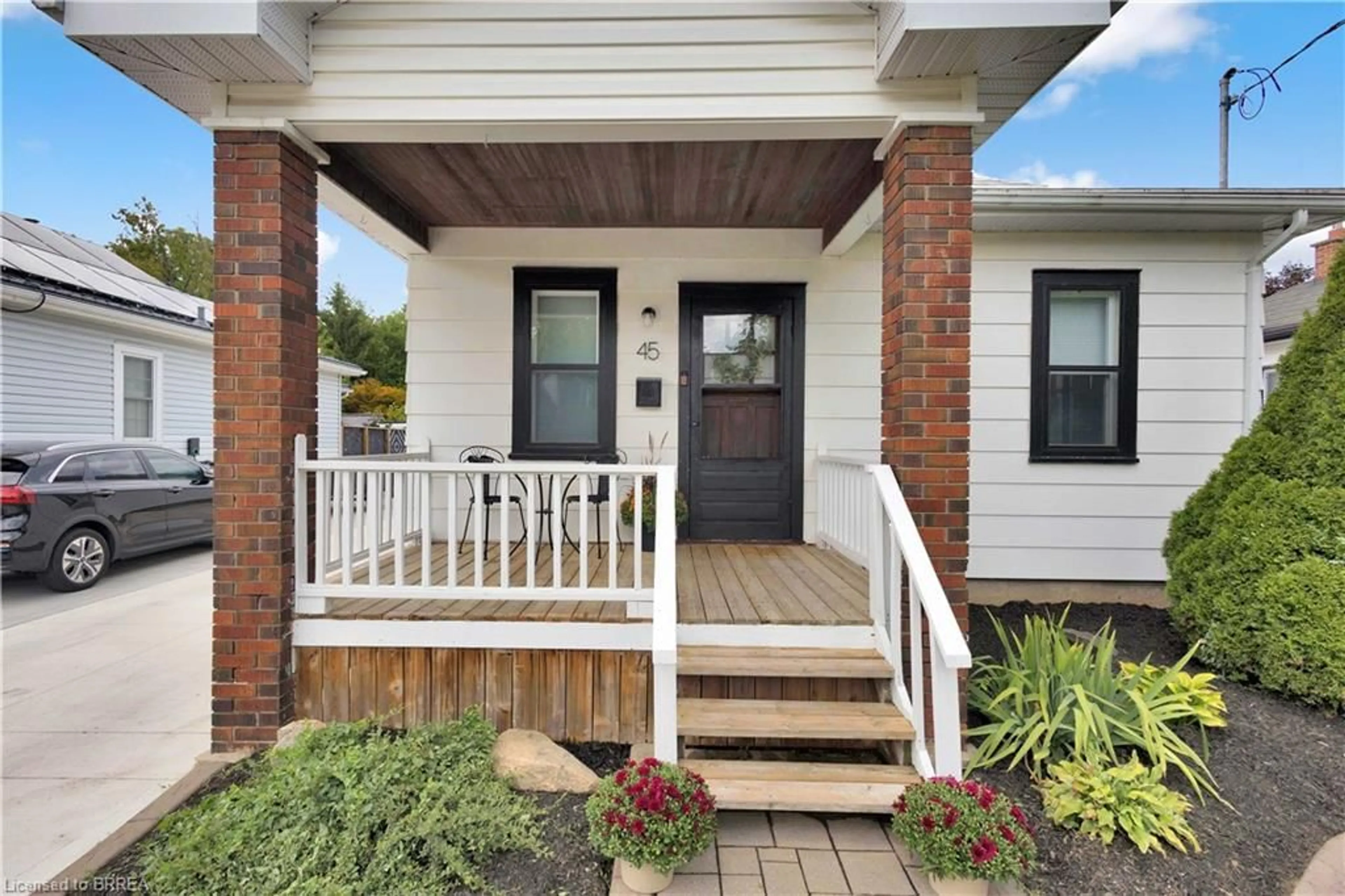 Unknown for 45 Woodhouse St, Simcoe Ontario N3Y 1E8