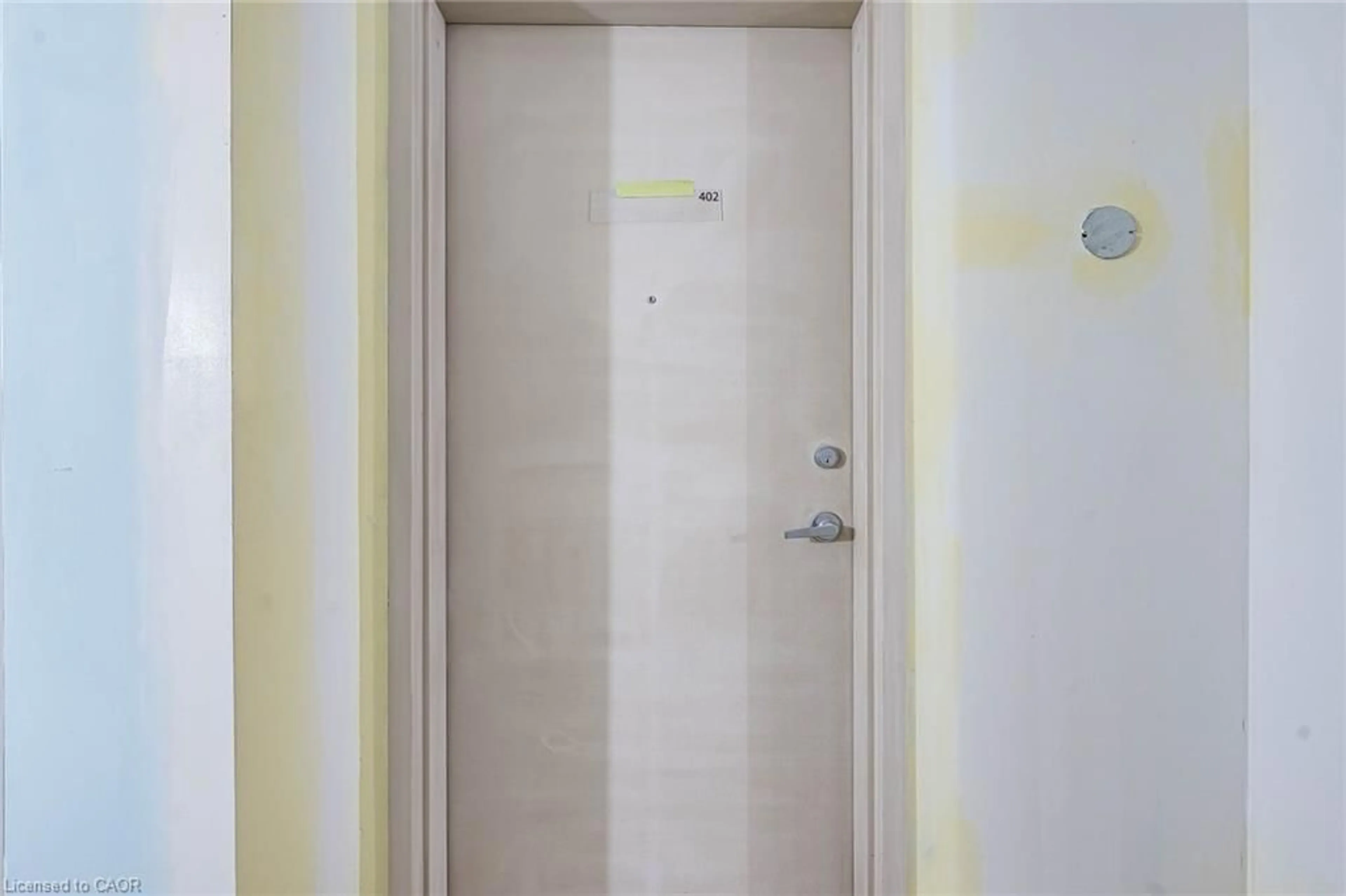 Unknown for 4 Elsinore Path #402, Etobicoke Ontario M8V 4G7