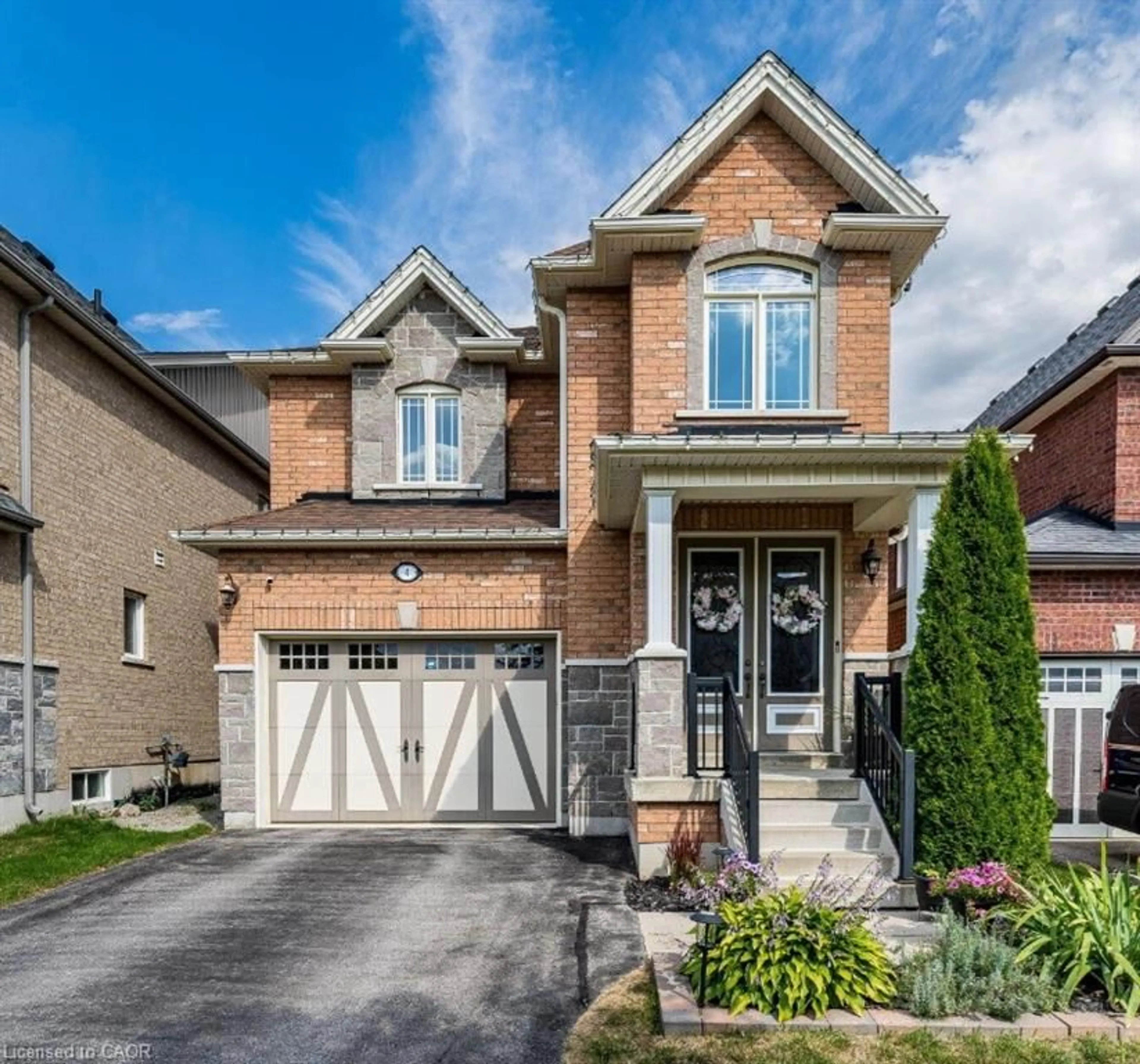 Home with brick exterior material, street for 4 Morrison Ave, Alliston Ontario L9R 0H4