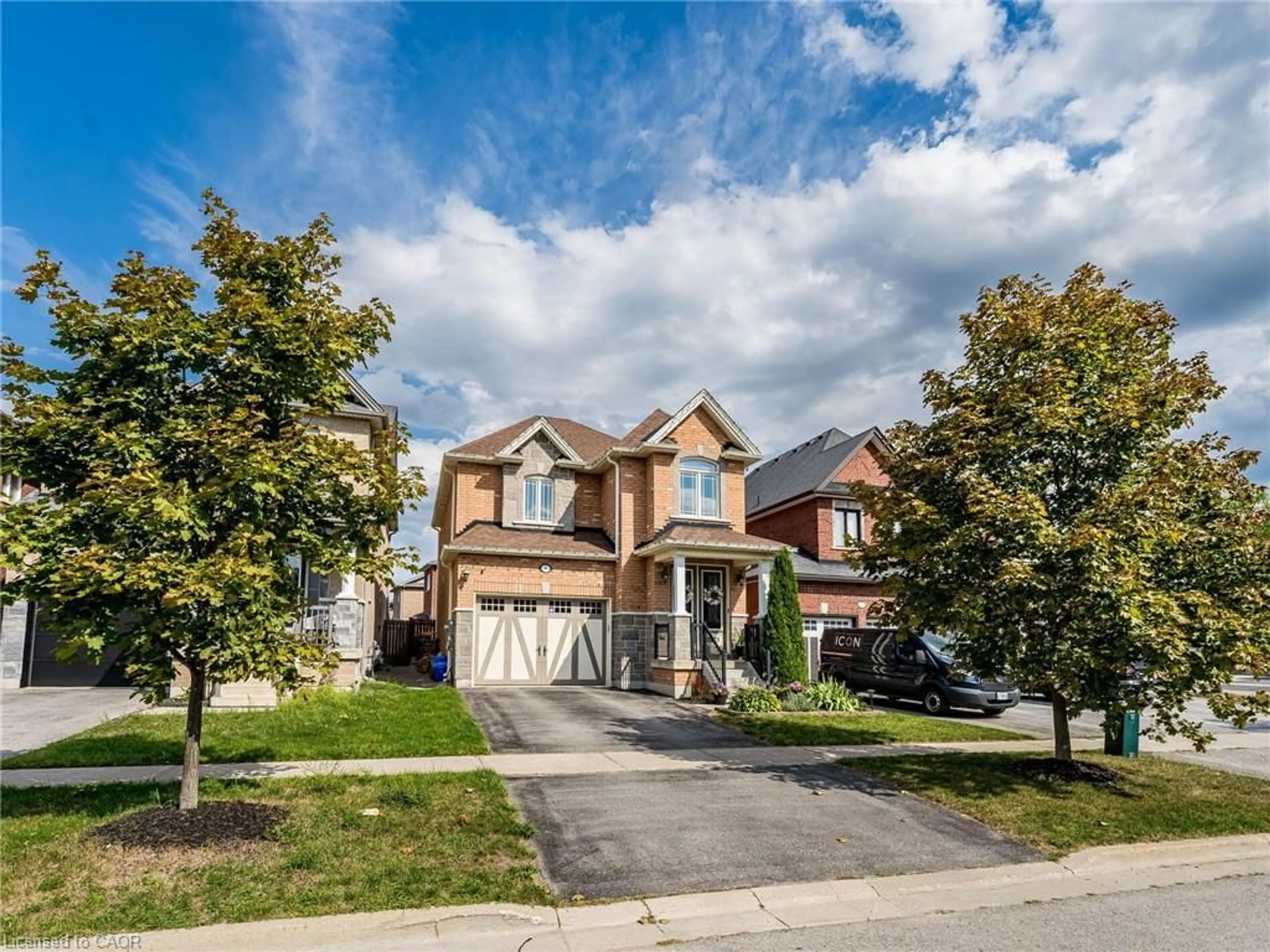 Home with brick exterior material, street for 4 Morrison Ave, Alliston Ontario L9R 0H4