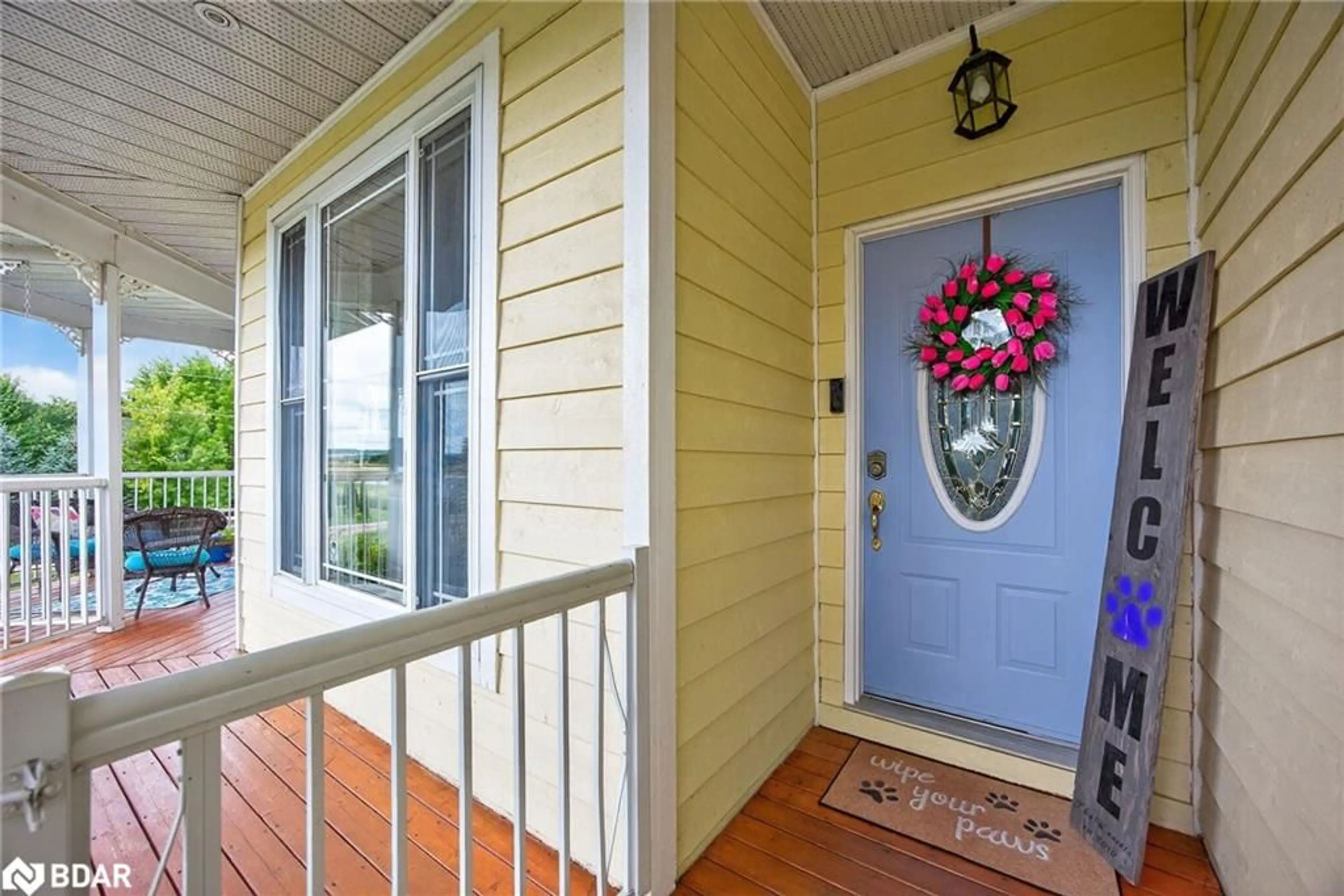 Indoor entryway for 5518 Conc 7 Sunnidale Conc, New Lowell Ontario L0M 1N0