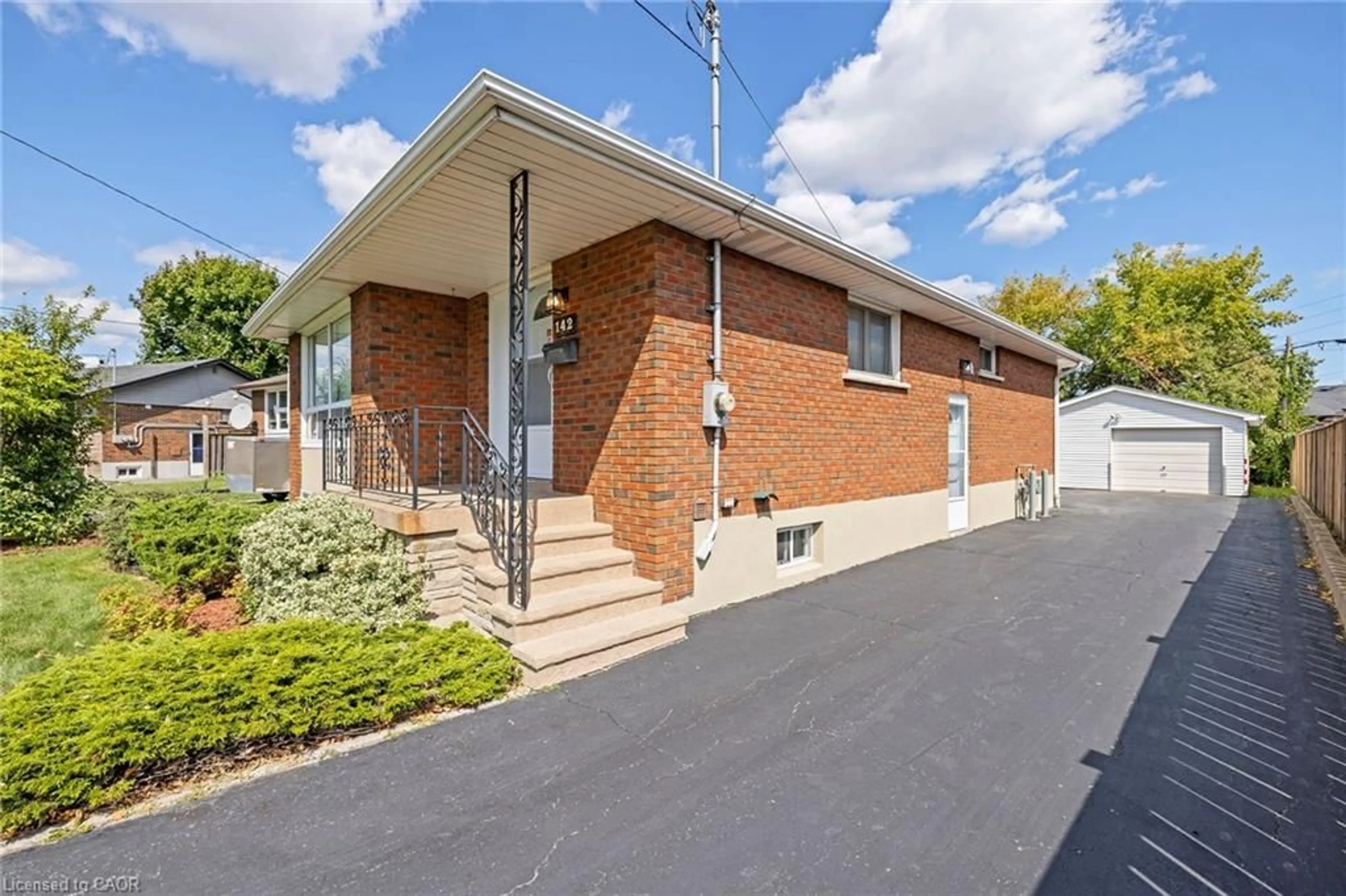 Home with brick exterior material, street for 142 Fernwood Cres, Hamilton Ontario L8T 3L4