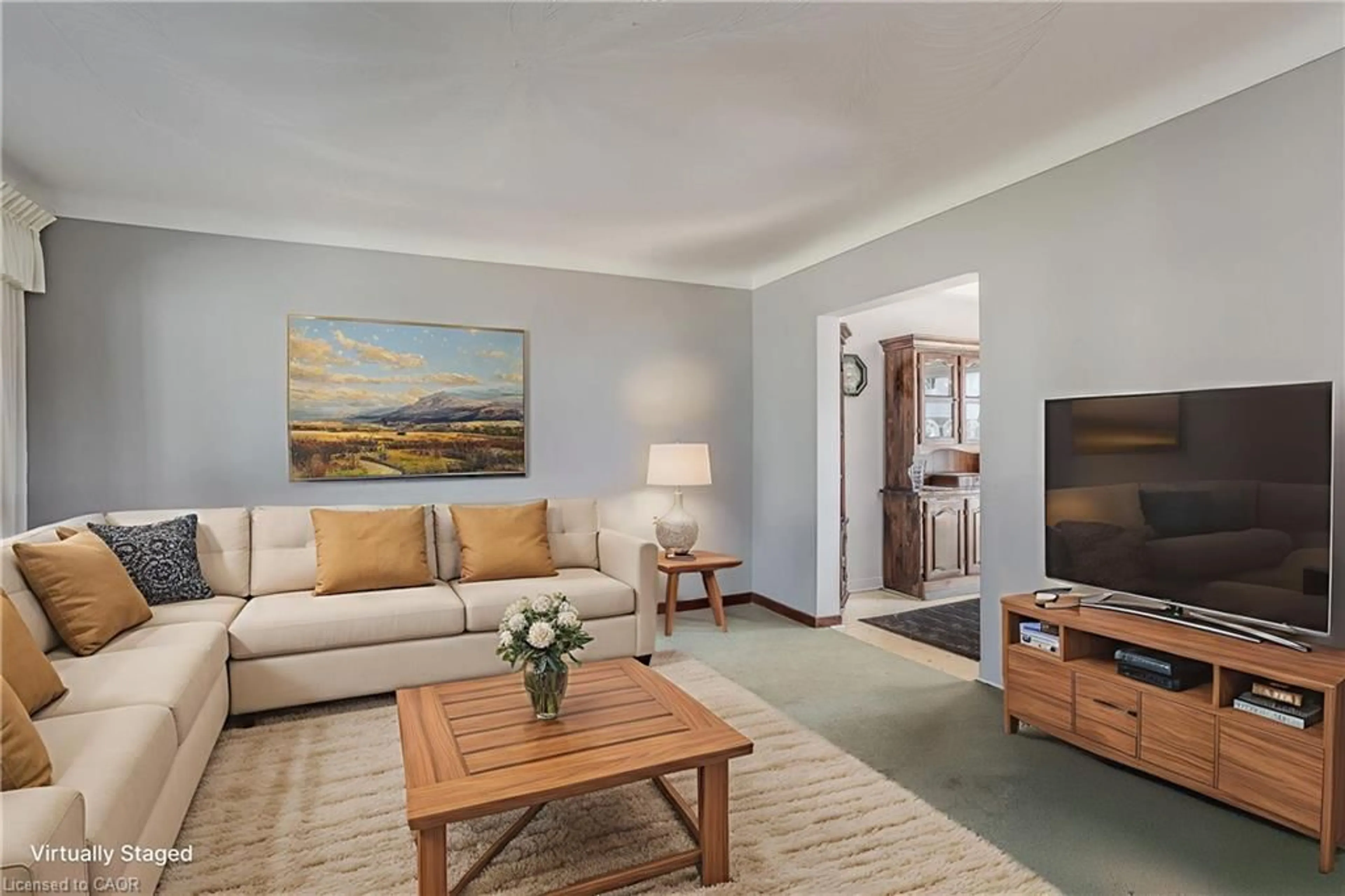 Living room with furniture, unknown for 1254 Treeland St, Burlington Ontario L7R 3T6