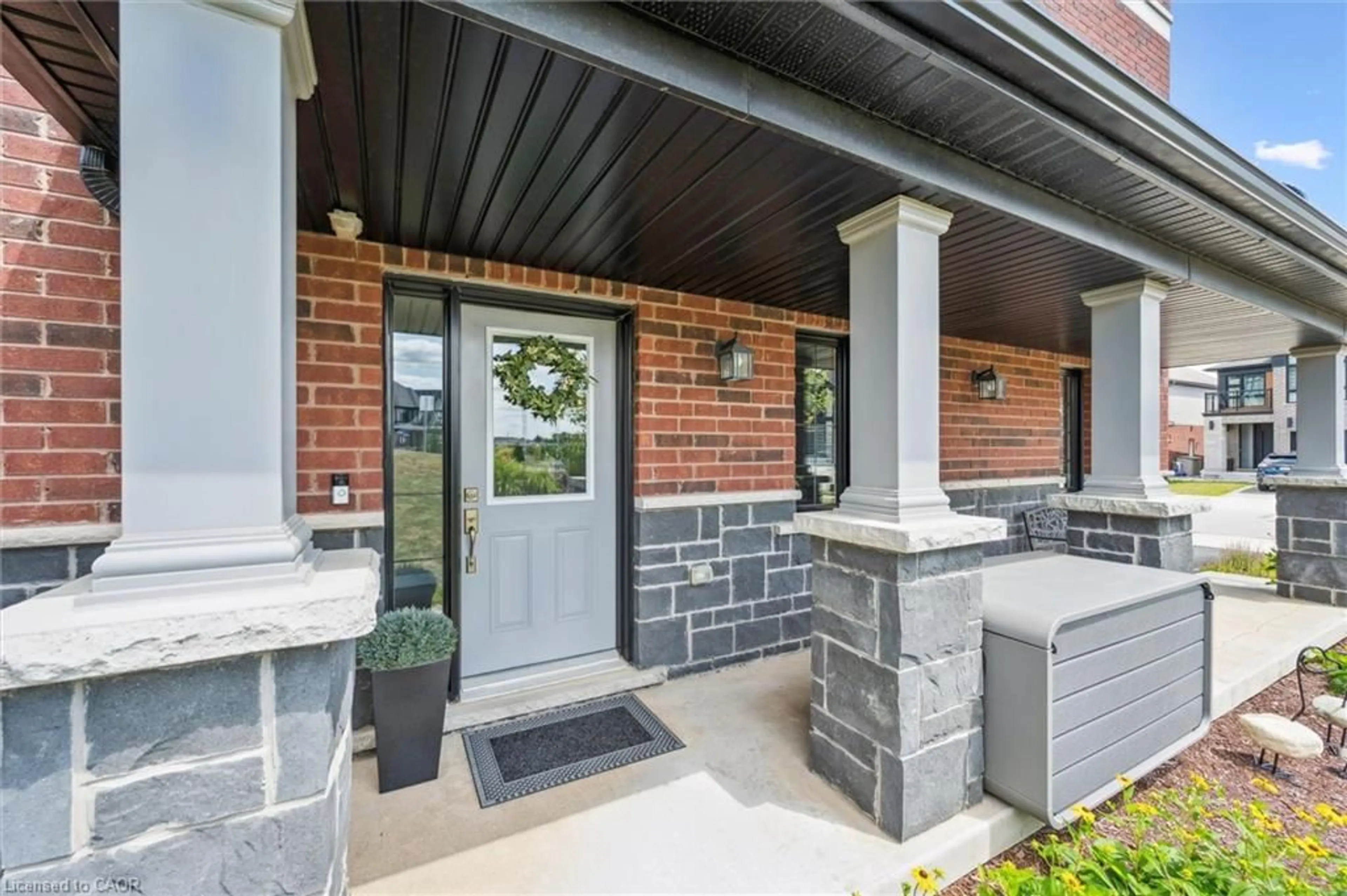Home with brick exterior material, street for 3 Ridgemount St, Kitchener Ontario N2P 0J2