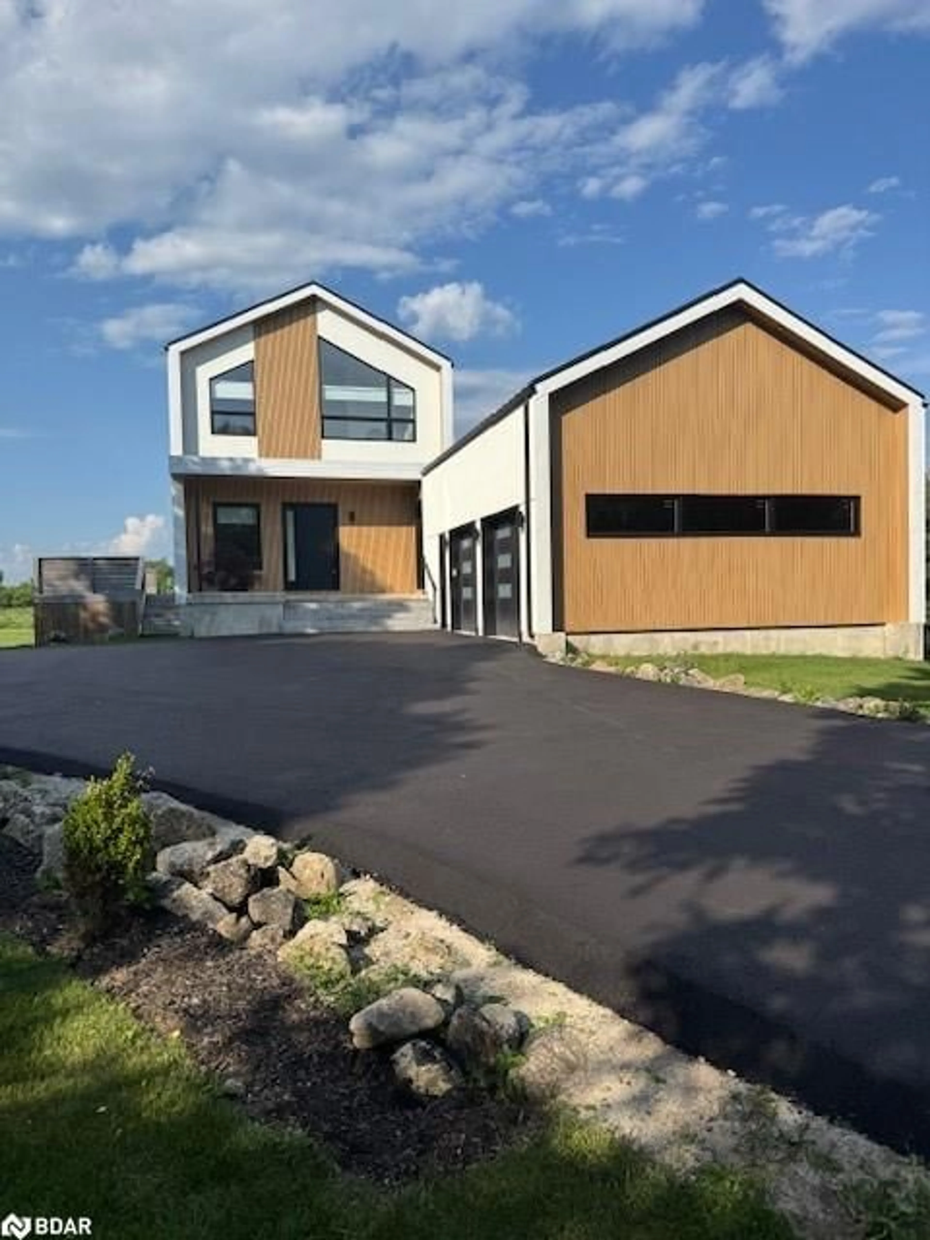 Home with vinyl exterior material, street for 363 Albert St, Everton Ontario N0B 2K0