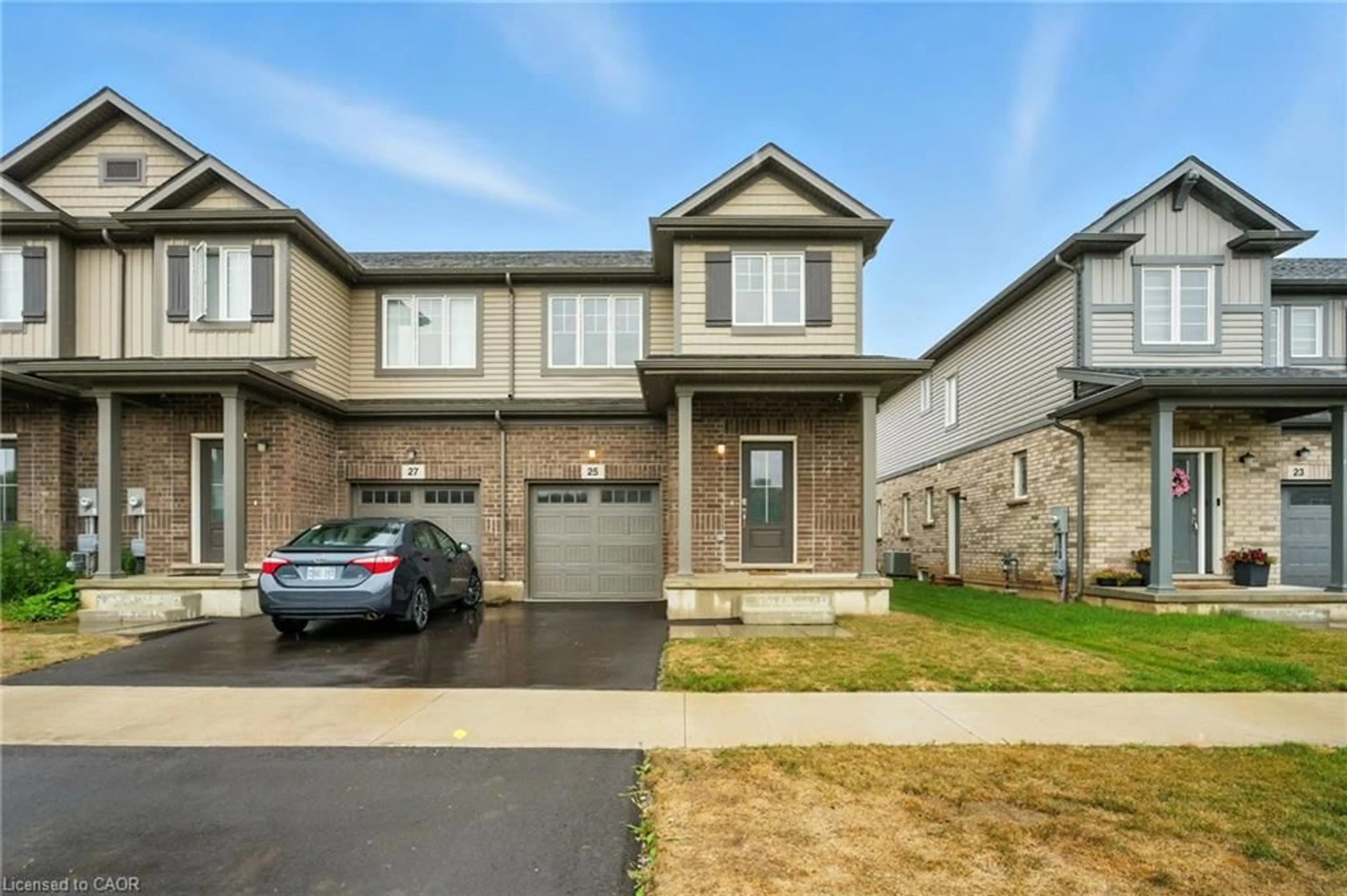 Home with brick exterior material, street for 25 Saffron Way Way, Fonthill Ontario L0S 1E1