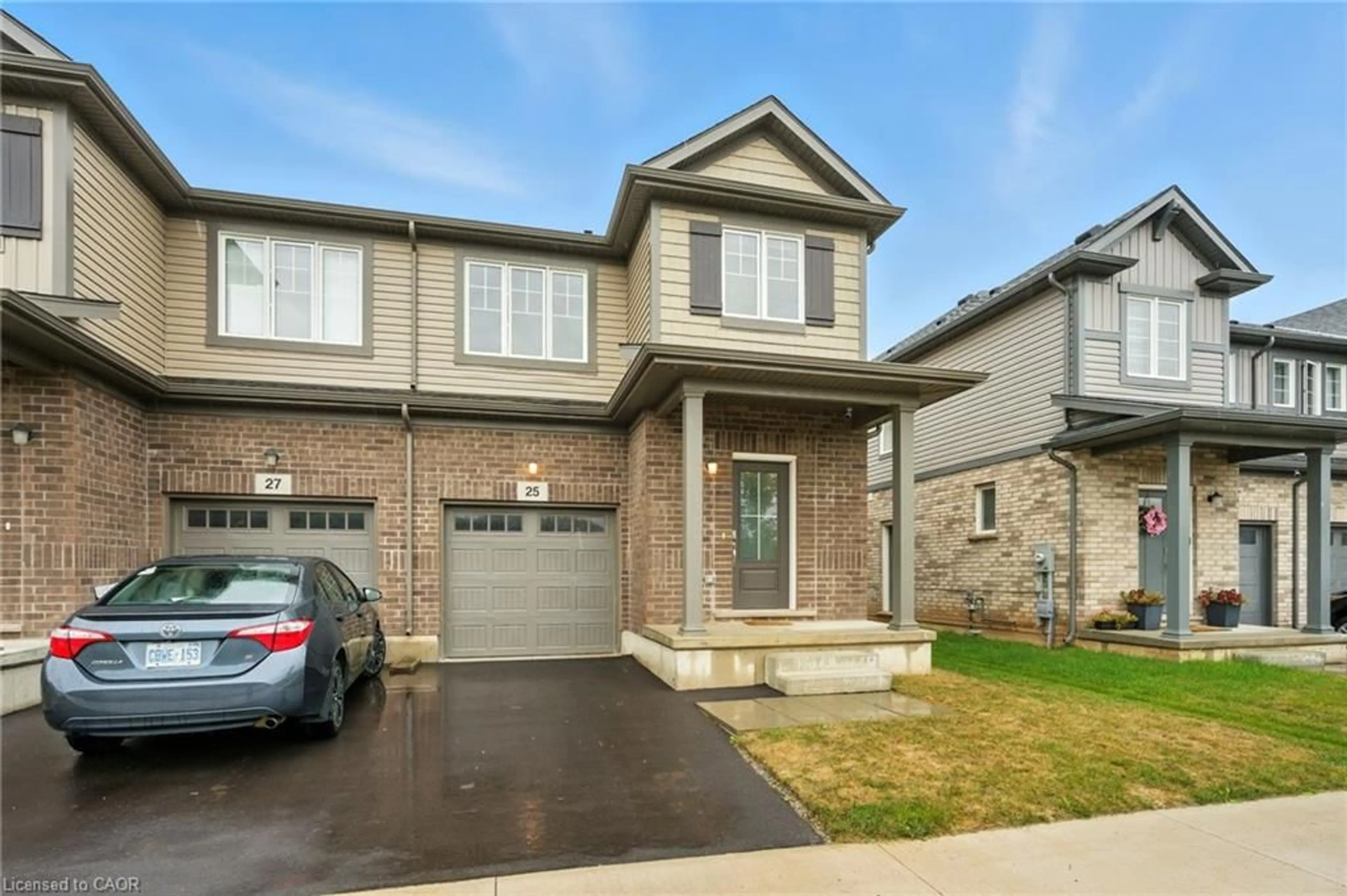 Home with brick exterior material, street for 25 Saffron Way Way, Fonthill Ontario L0S 1E1